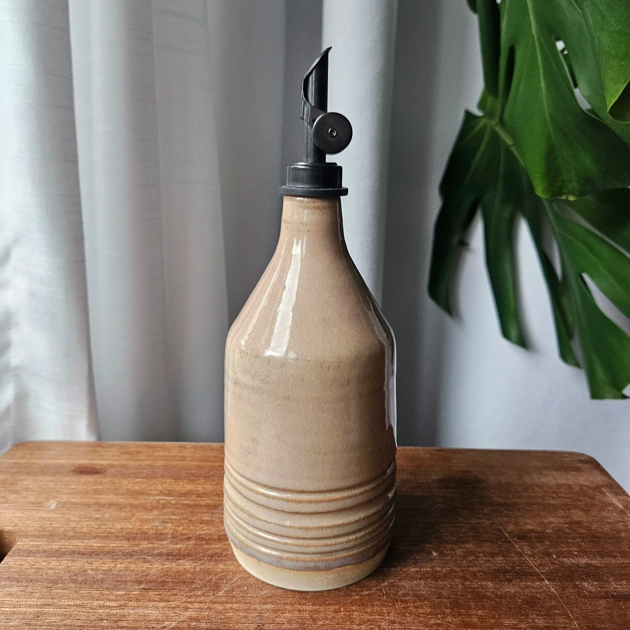 Oil Bottle - Carved Oyster