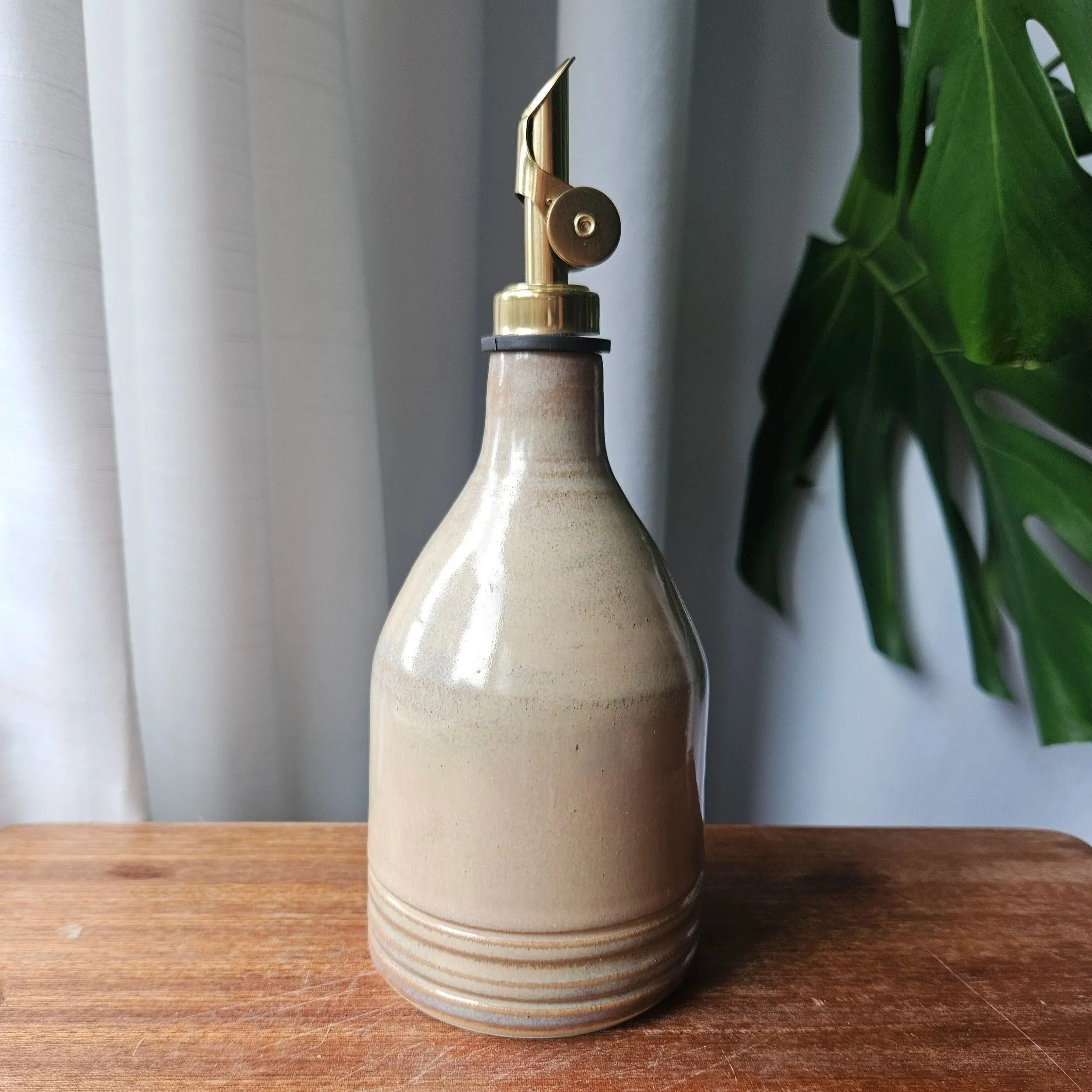 Oil Bottle - Carved Oyster