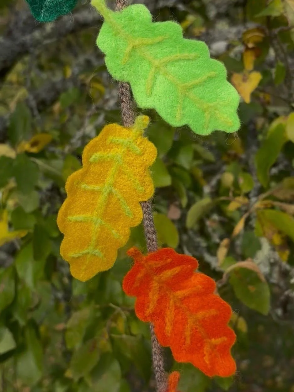 Leafy garland close up.jpeg
