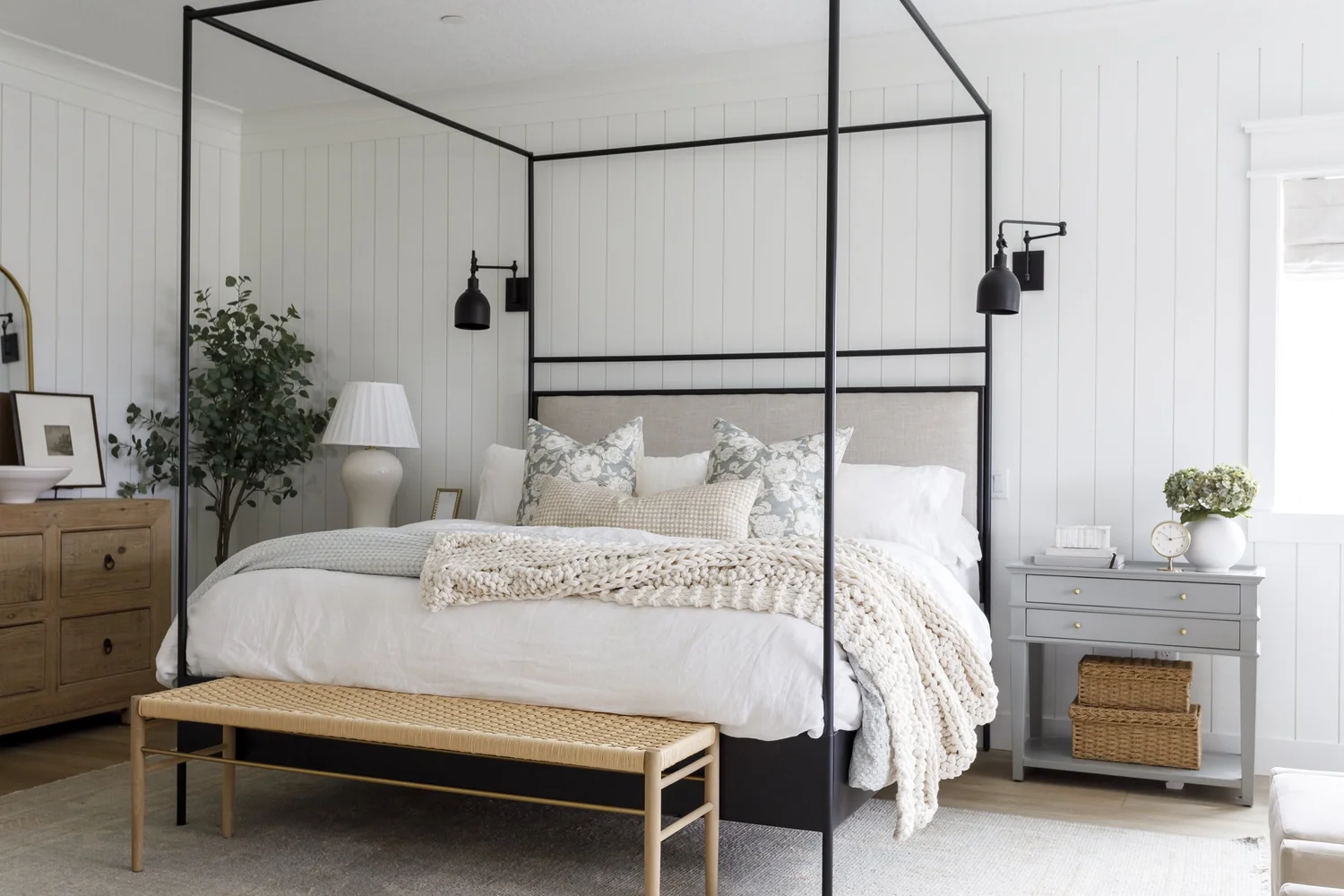 Hazen Ranch, interior photograph 1 of 6 by Andi Marshall Interiors