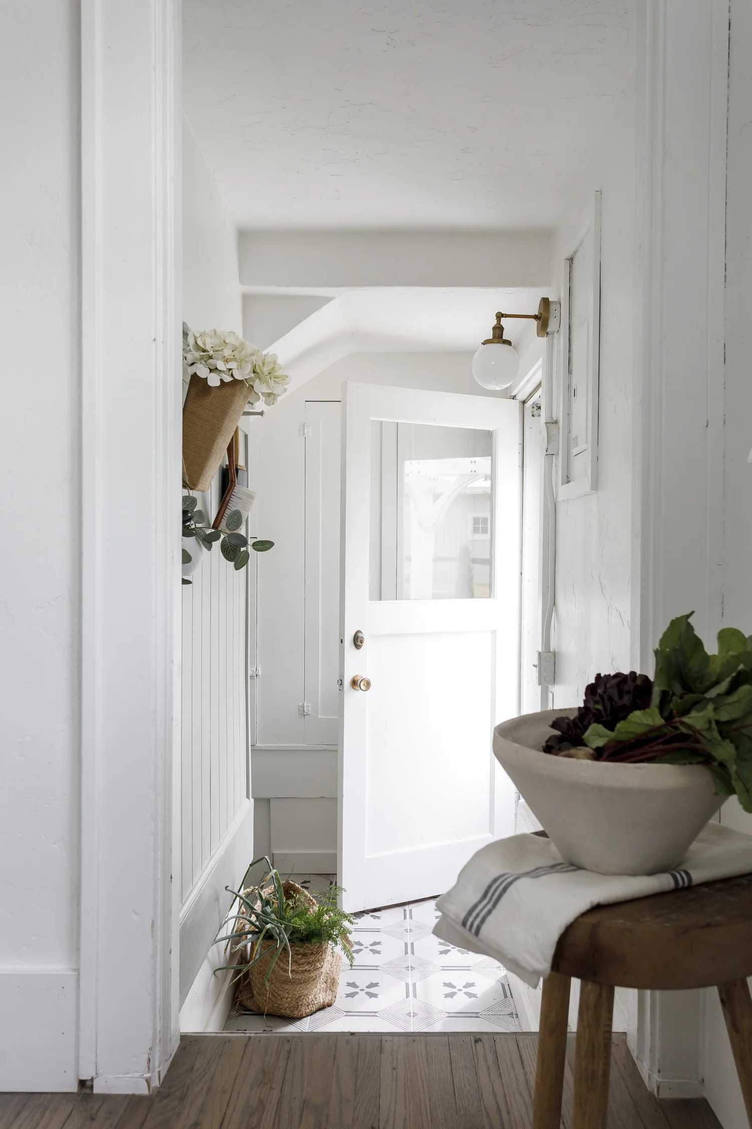White colonial remodel, interior photograph 8 of 12 by Andi Marshall Interiors