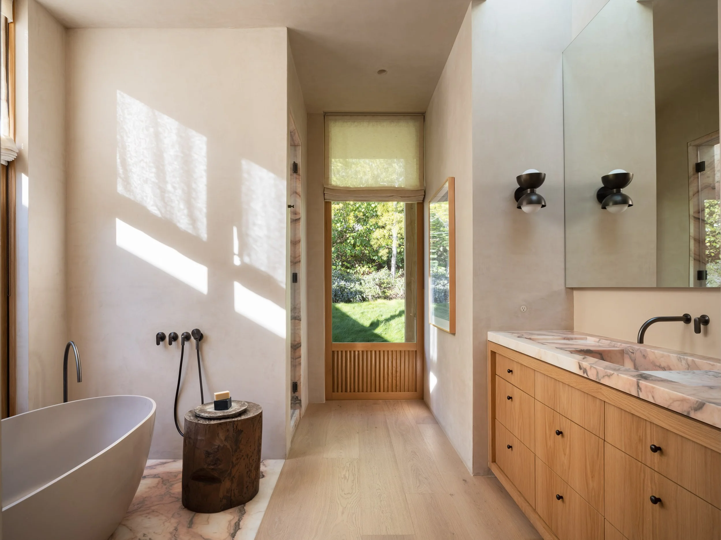 24 - 620StoneMeadow-MidRes-©Mike Kelley-30.jpg