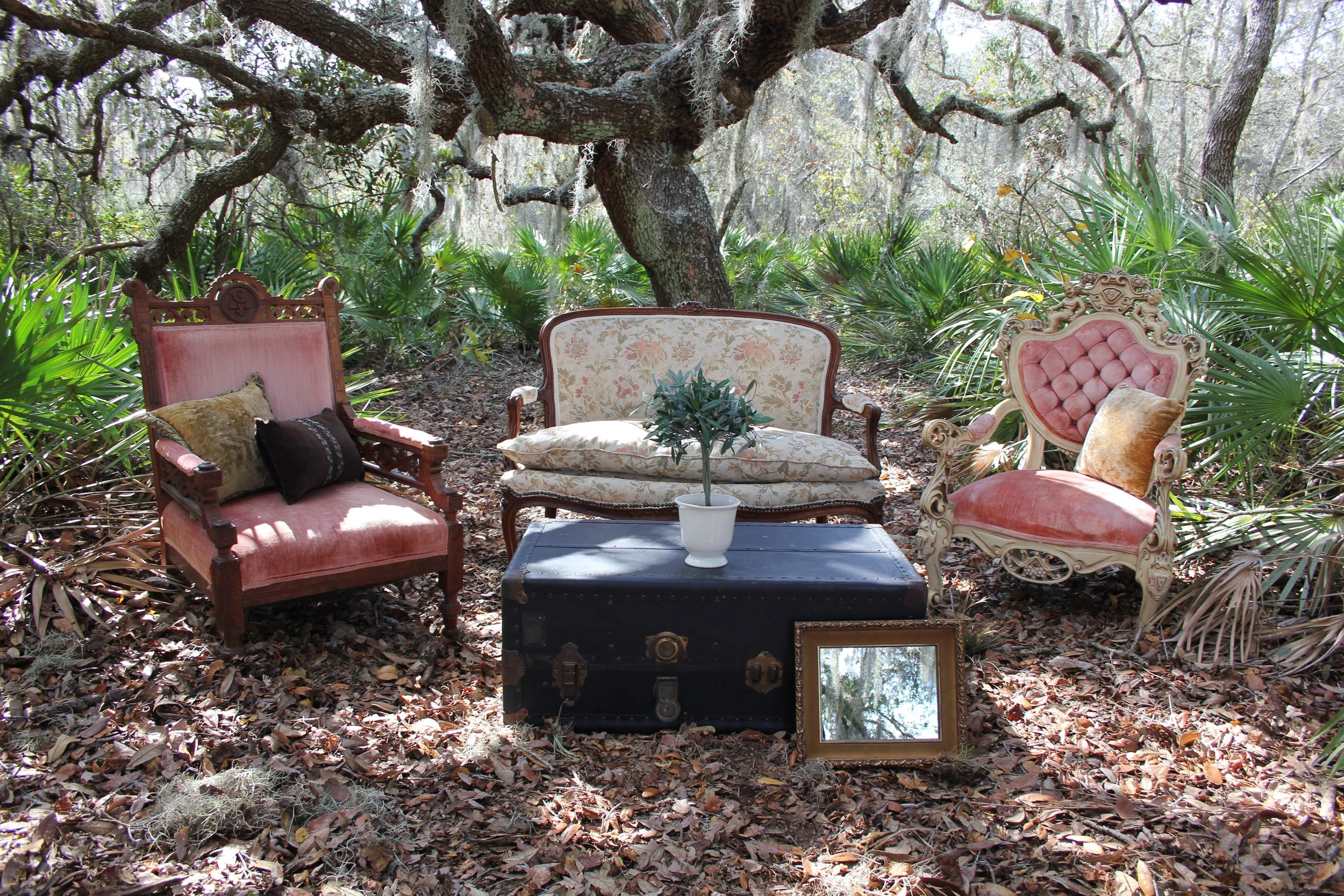 The Romantic Garden Lounge Collection