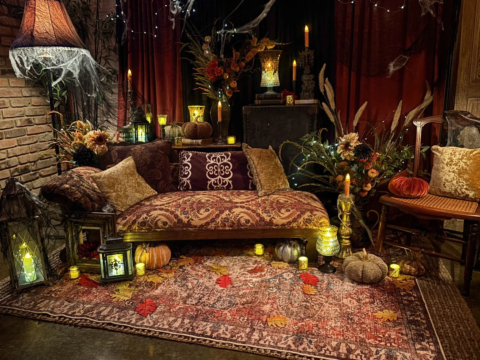 The Enchanted Autumn Lounge
