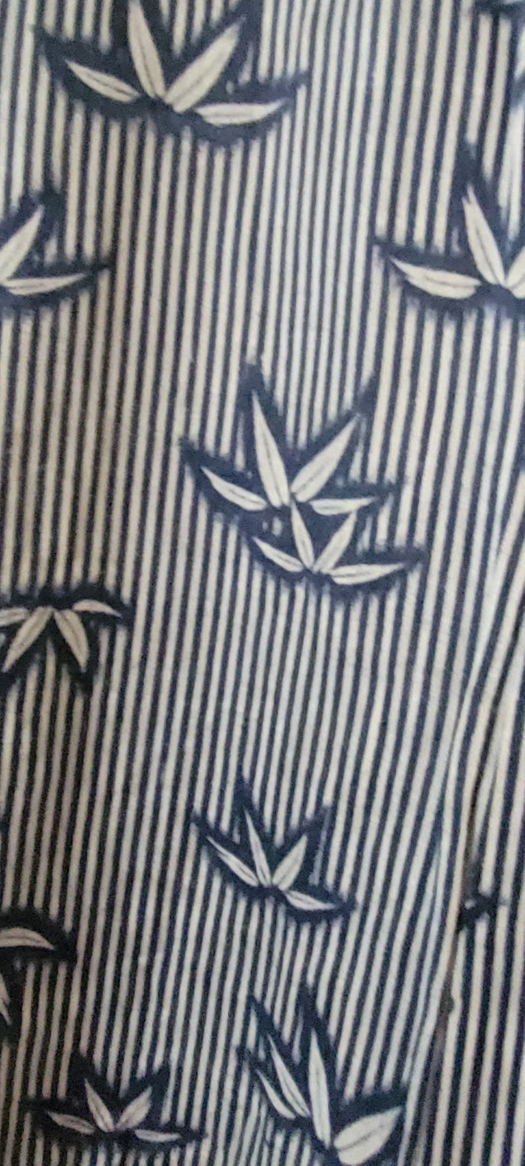 Indigo Blue Yukata Leaf Motif 1950s 3.jpg