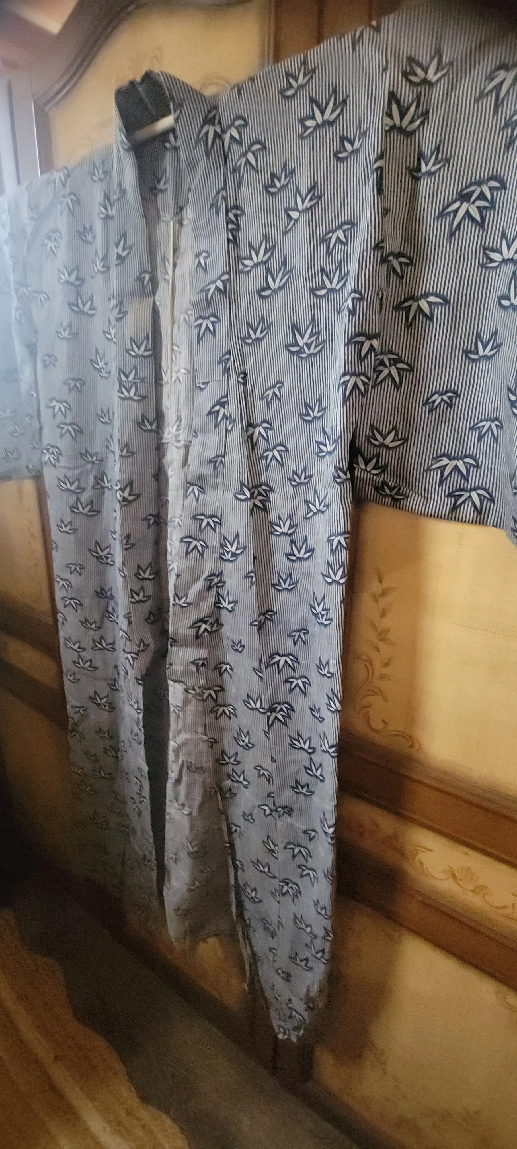 Indigo Blue Yukata Leaf Motif 1950s 5.jpg