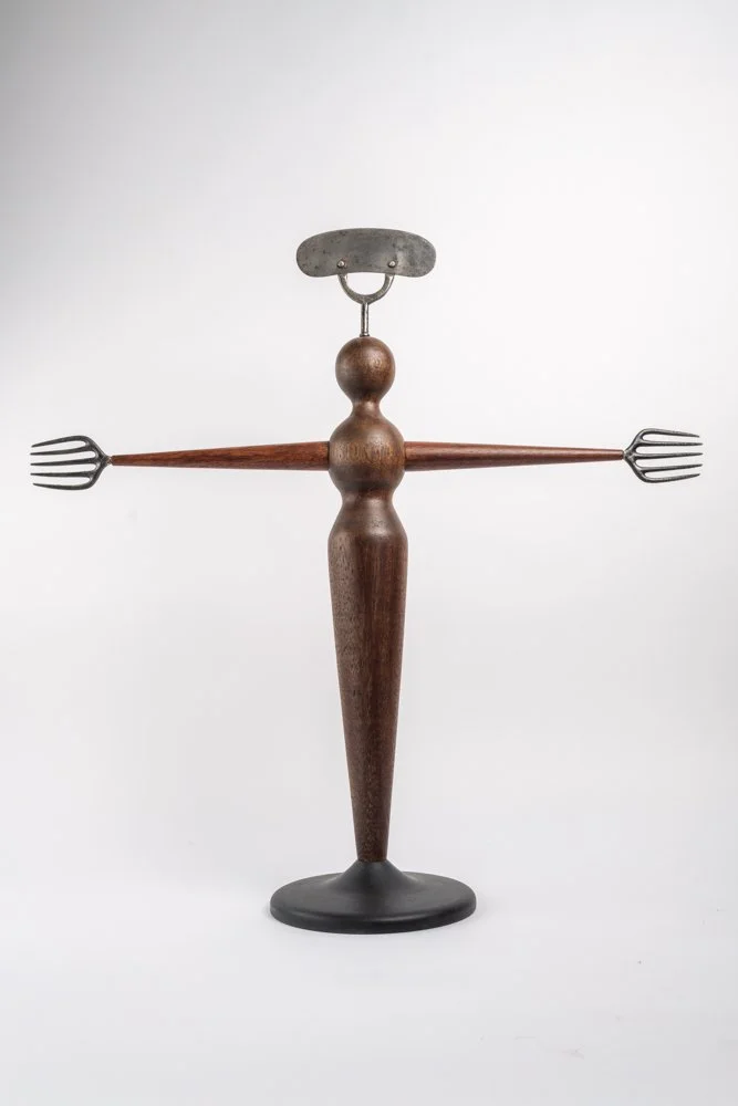 Kachina 28" x 28" x 8.5"