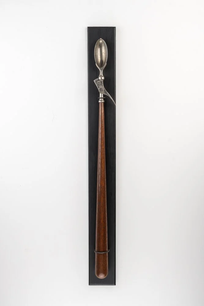 Long Scoop 32" x 3.5" x 2"