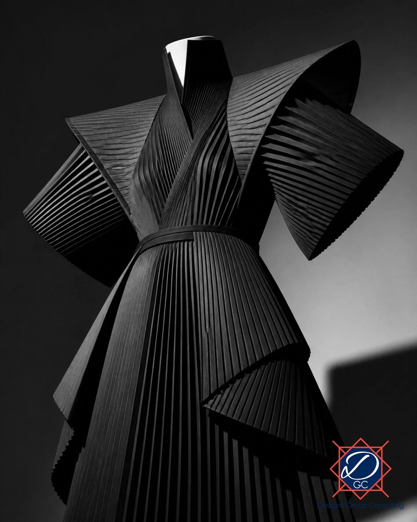 STOP DREAMING AND START SCALING: THE STRATEGIC BLUEPRINT YOUR FASHION BRAND NEEDS.

Are you struggling to bridge the gap between inspiration and execution?

Creativity without a process is just a dream. Bringing a project to fruition requires a solid