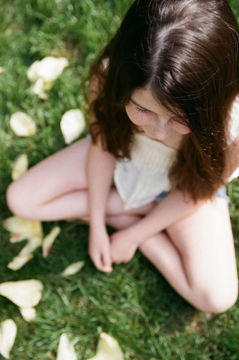 Sloane'sFreckles-Fuji200-KateNealPhotography.jpg