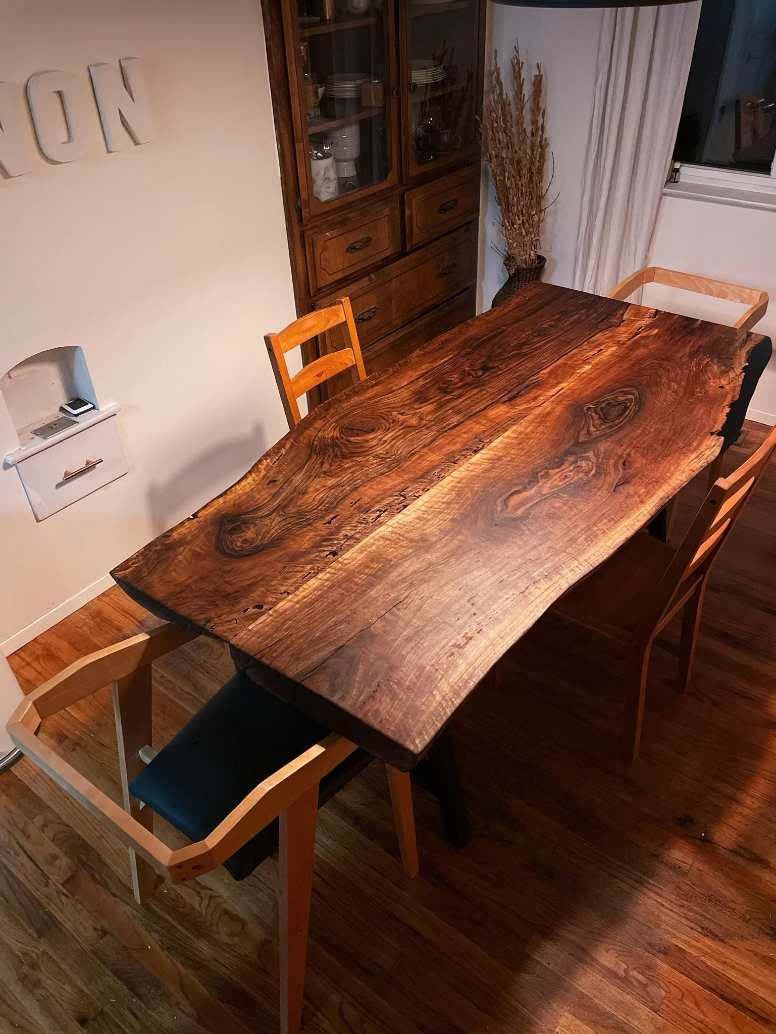 6 person Walnut Dining Table

-SOLD-