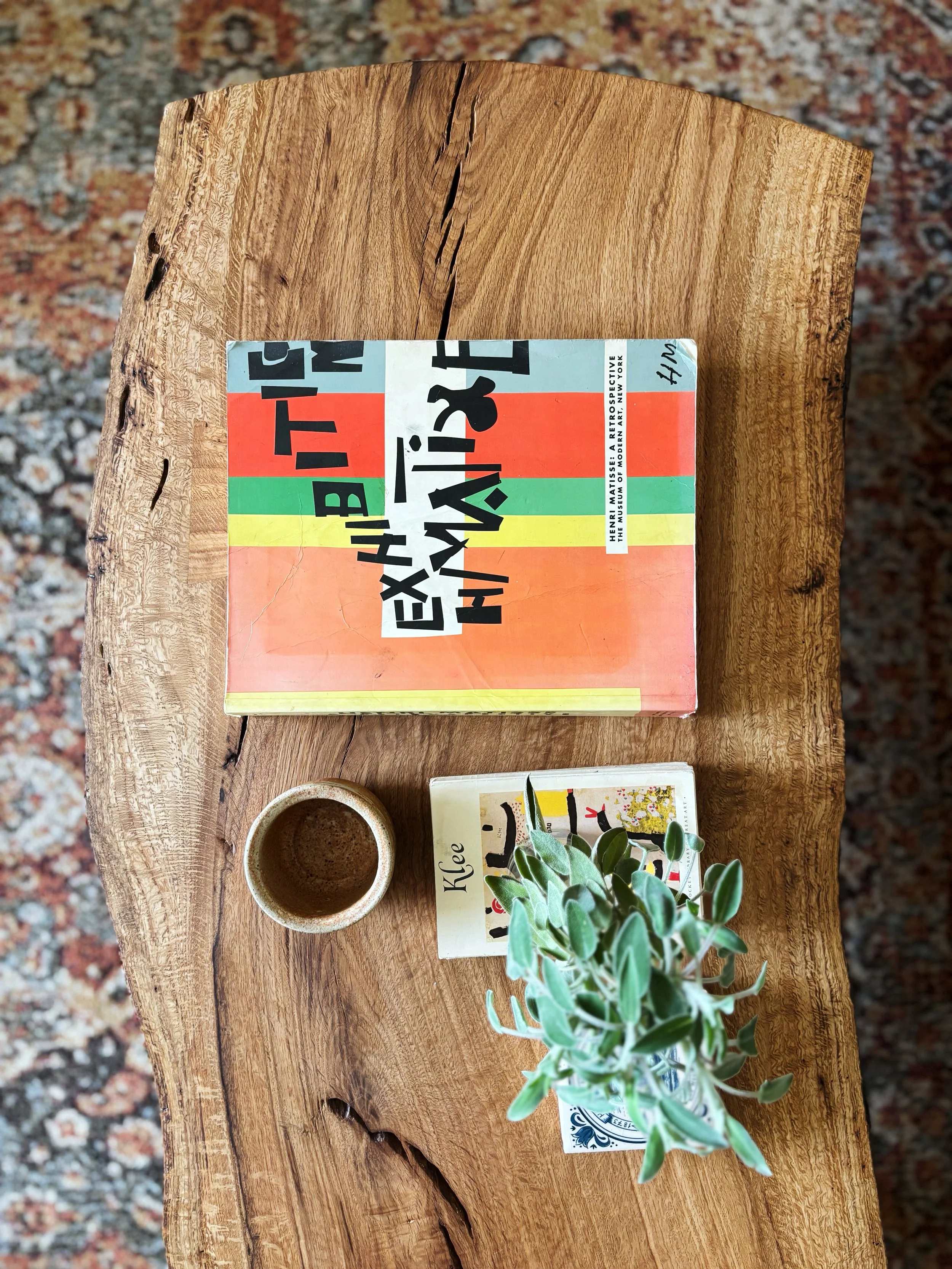 Heritage Coffee table in White Oak with unique Slab

-$1,900- Contact us for availability
