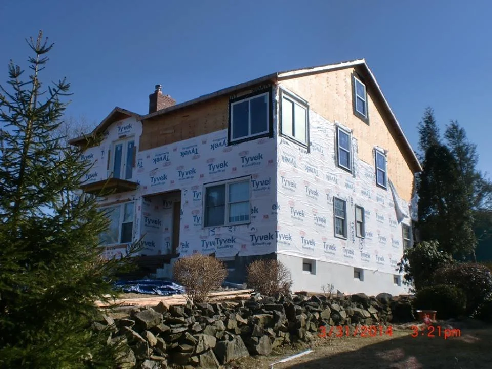 64 Front and side of the house.jpg