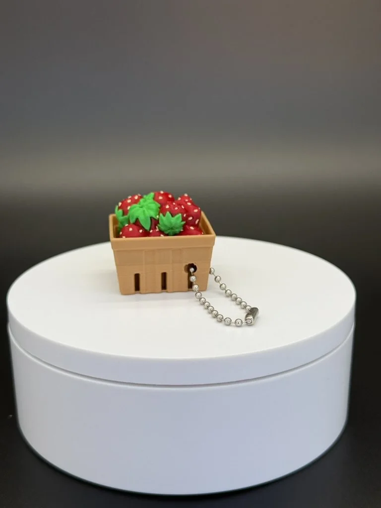 Strawberry_Basket_1.jpg