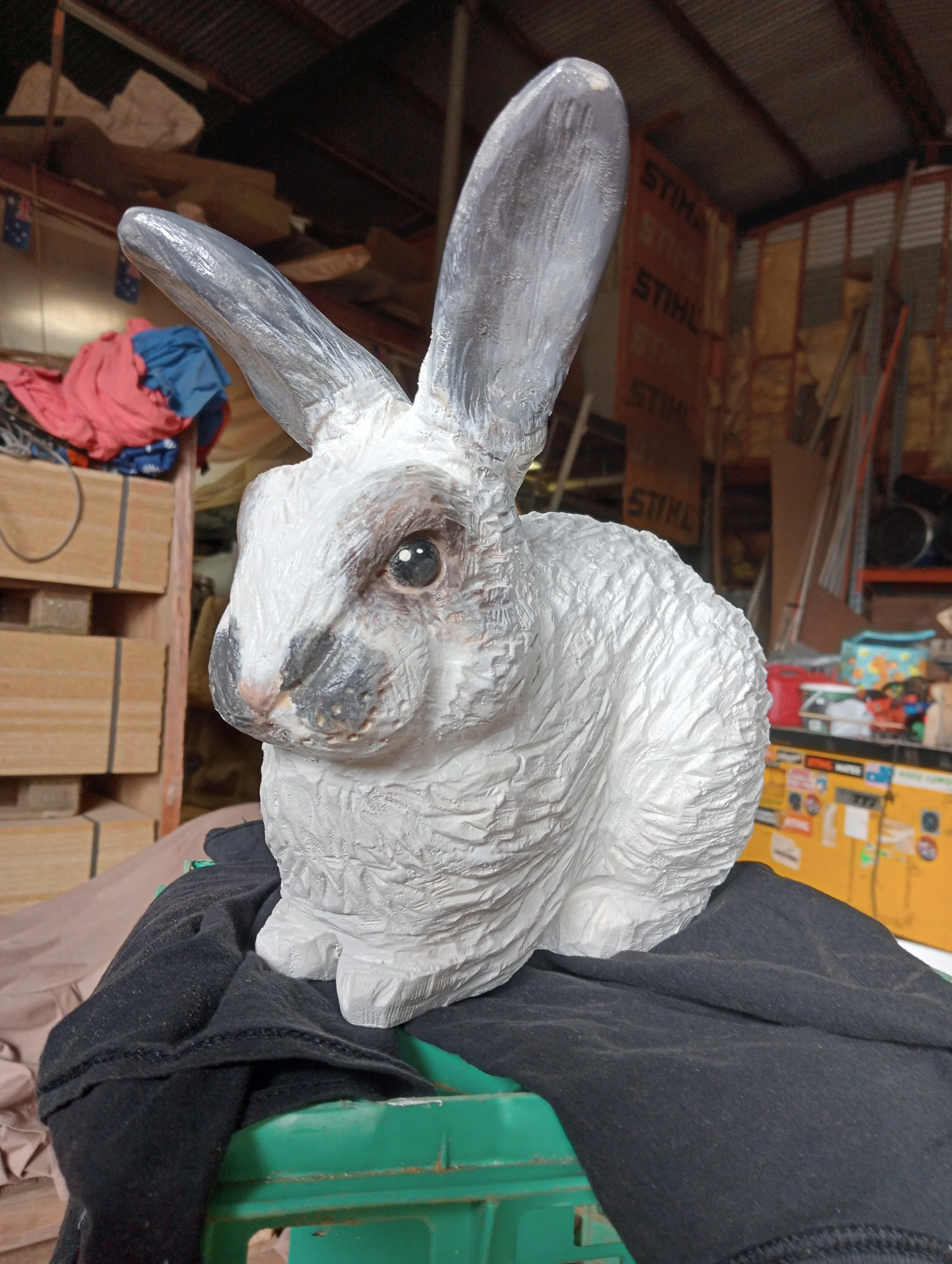 chainsaw carving wood sculpture Australian rabbit bunny