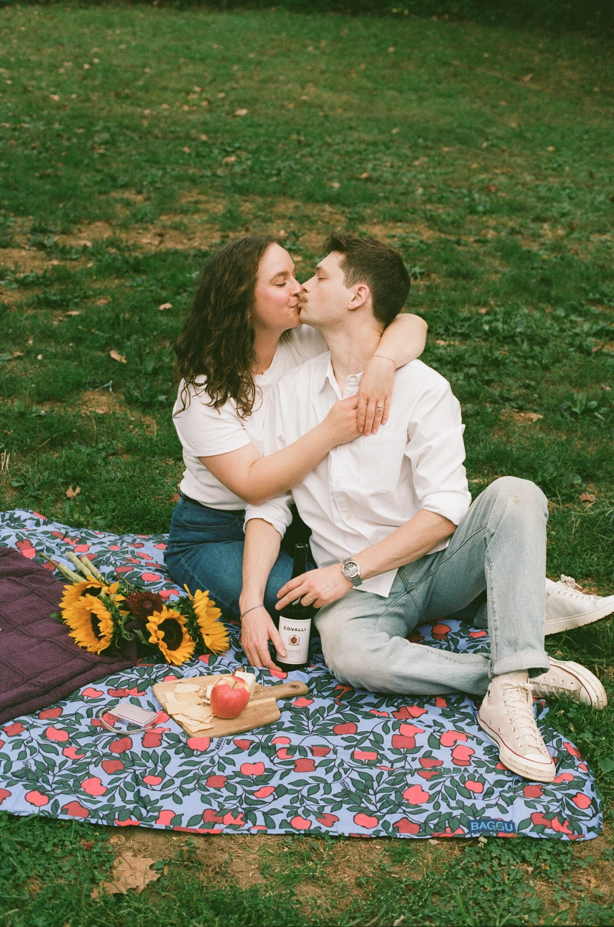 EMILY & JOHN - FILM-19.jpg