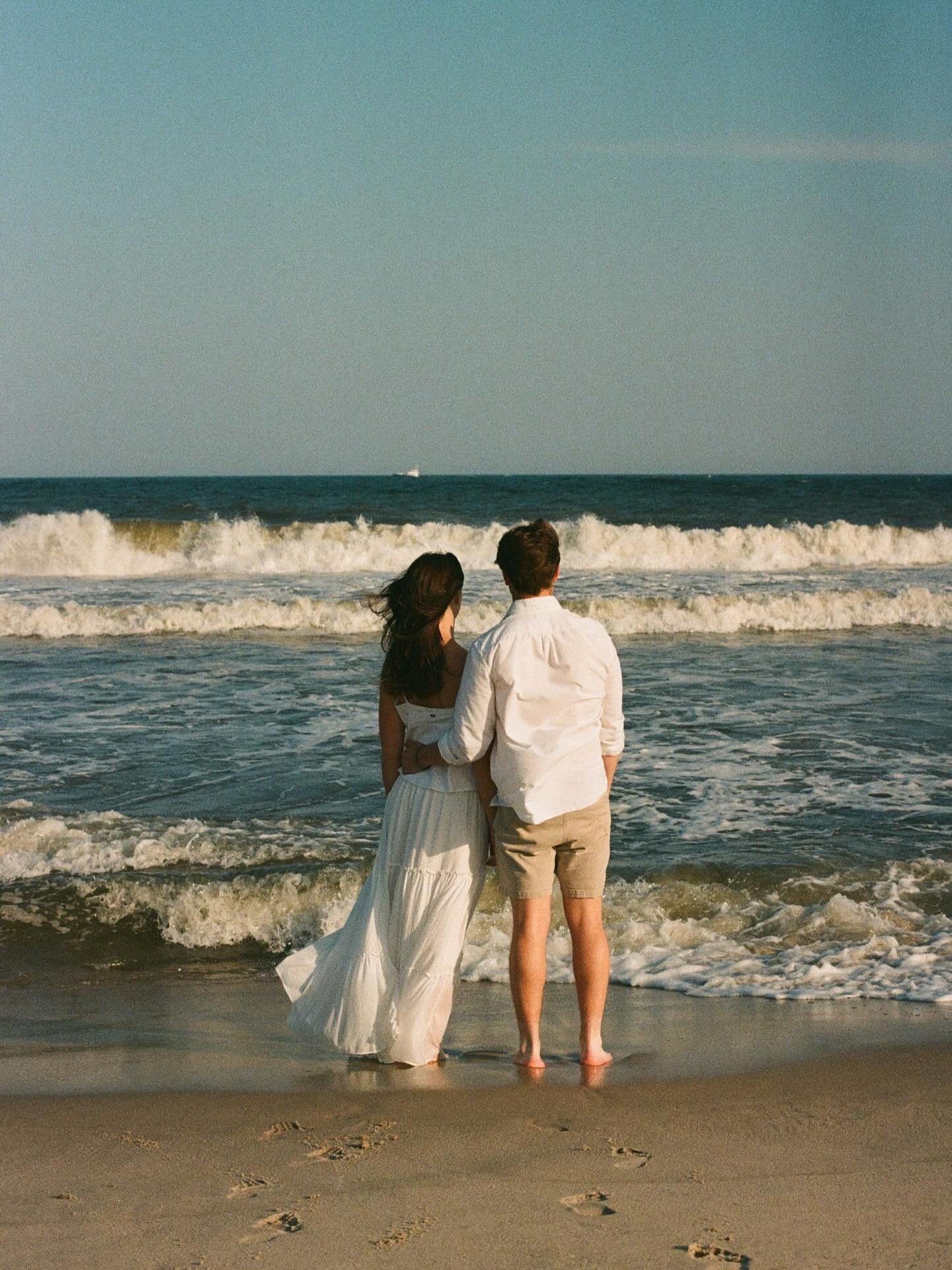 this cold weather makes me miss summer ☀️🌊