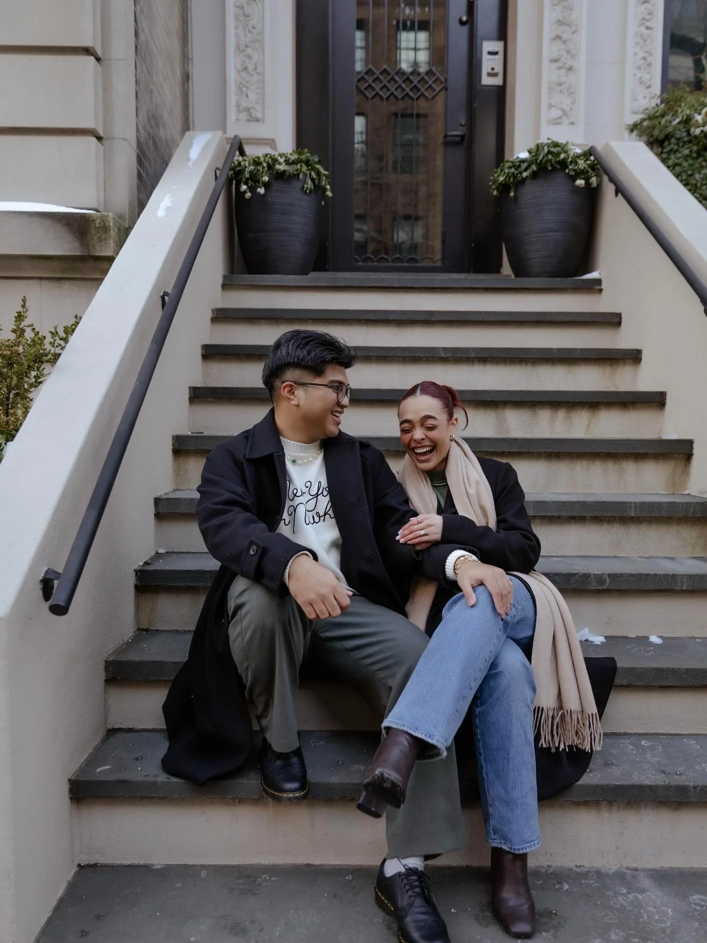 Nothing but love and laughter for K &amp; J&rsquo;s Upper East Side proposal 🤍✨
.
.
.
#nycphotographer #nycengagement #uppereastside