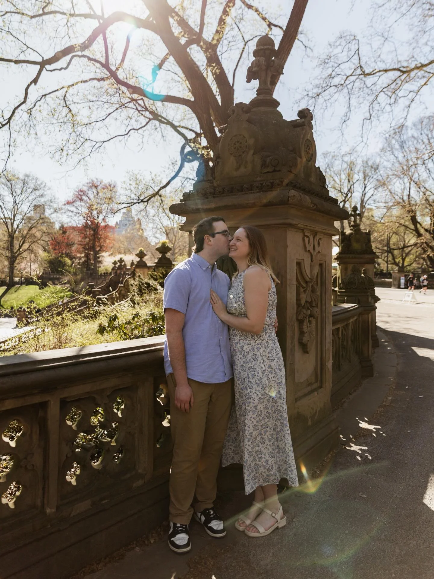 Hayley &amp; Robert in Central Park for their engagement photos 🌸