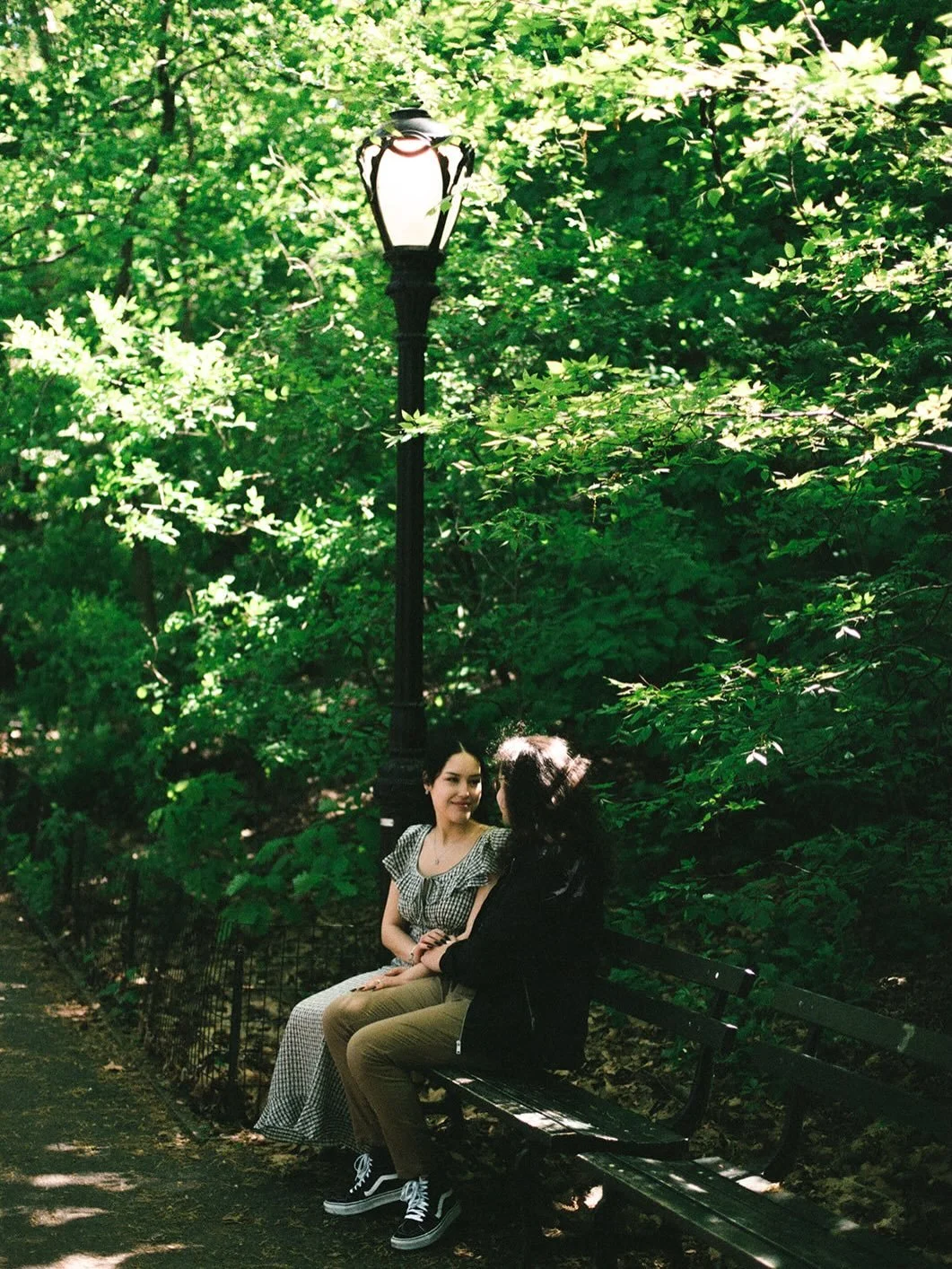 Bits from Michael and Jaylin&rsquo;s dreamy, romantic proposal in Central Park ✨ 

35mm film