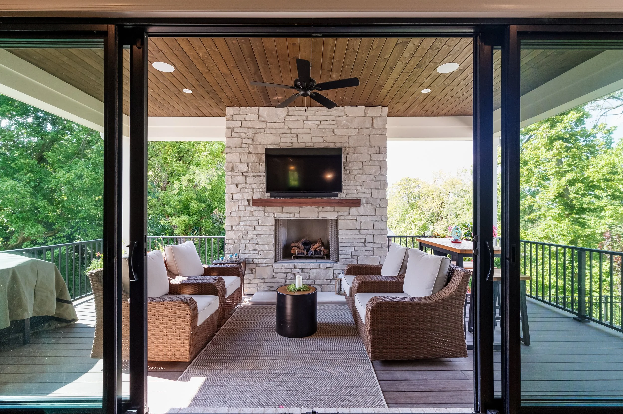 1026 Gateway Dr_MLS-21.jpg