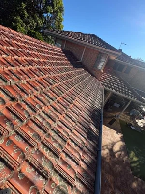 House washing before photo
