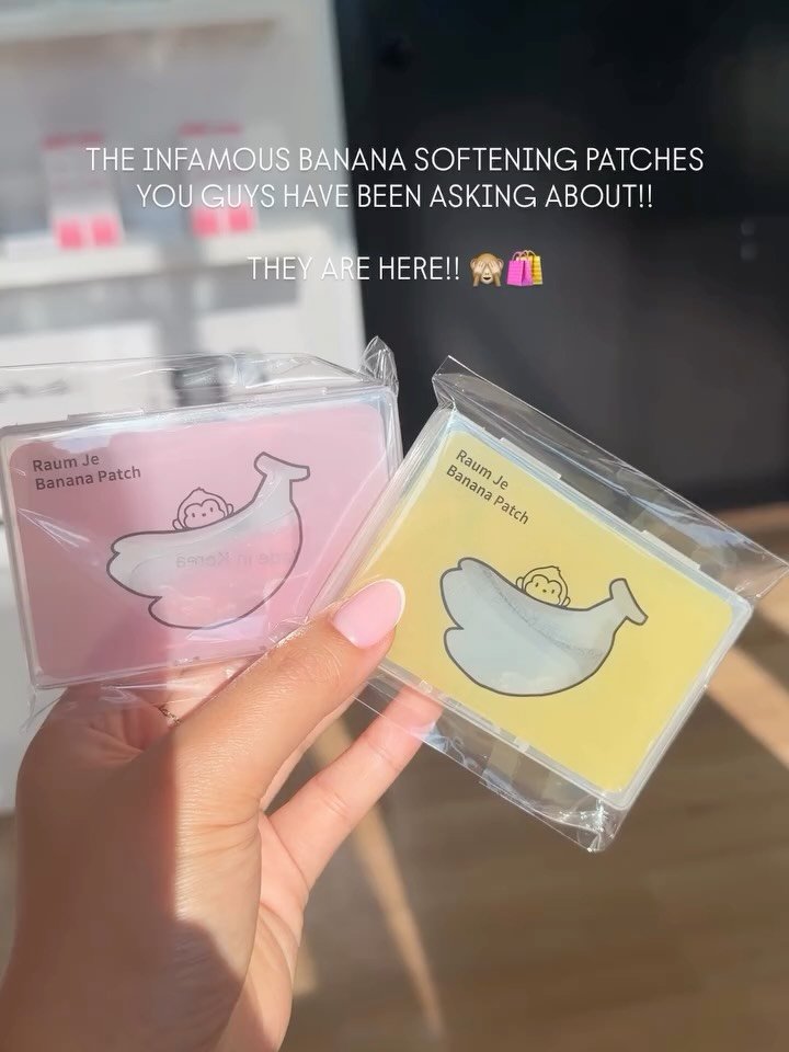 Banana Softening Patches 
2 pairs of super thin and stretchy Banana shaped patches

Available now at DALEMISTUDIO.COM 
First 5 orders will get 30% Off on these!! 

#koreanlashlift #koreanlashliftandtint #koreanlashlifting #lashlift #lashliftandtint