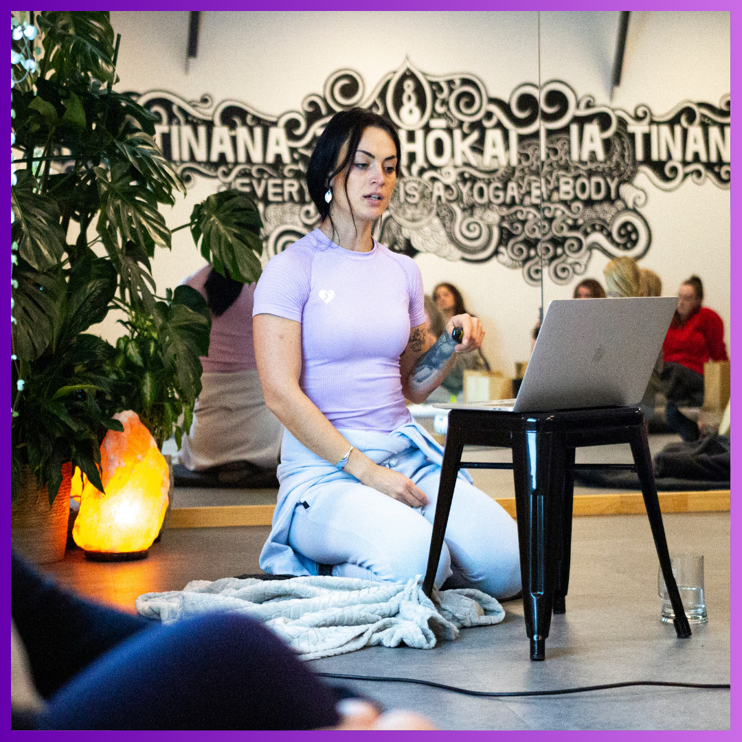 Barbora Hojdikova speaking at a women's health and hormonal balance workshop