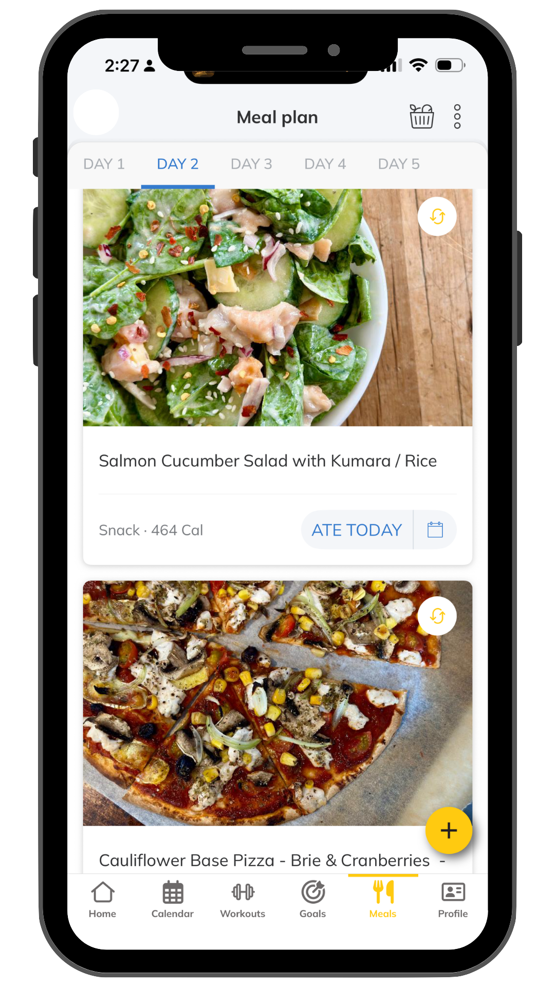 Customized nutrition and meal plan tailored to the female menstrual cycle.