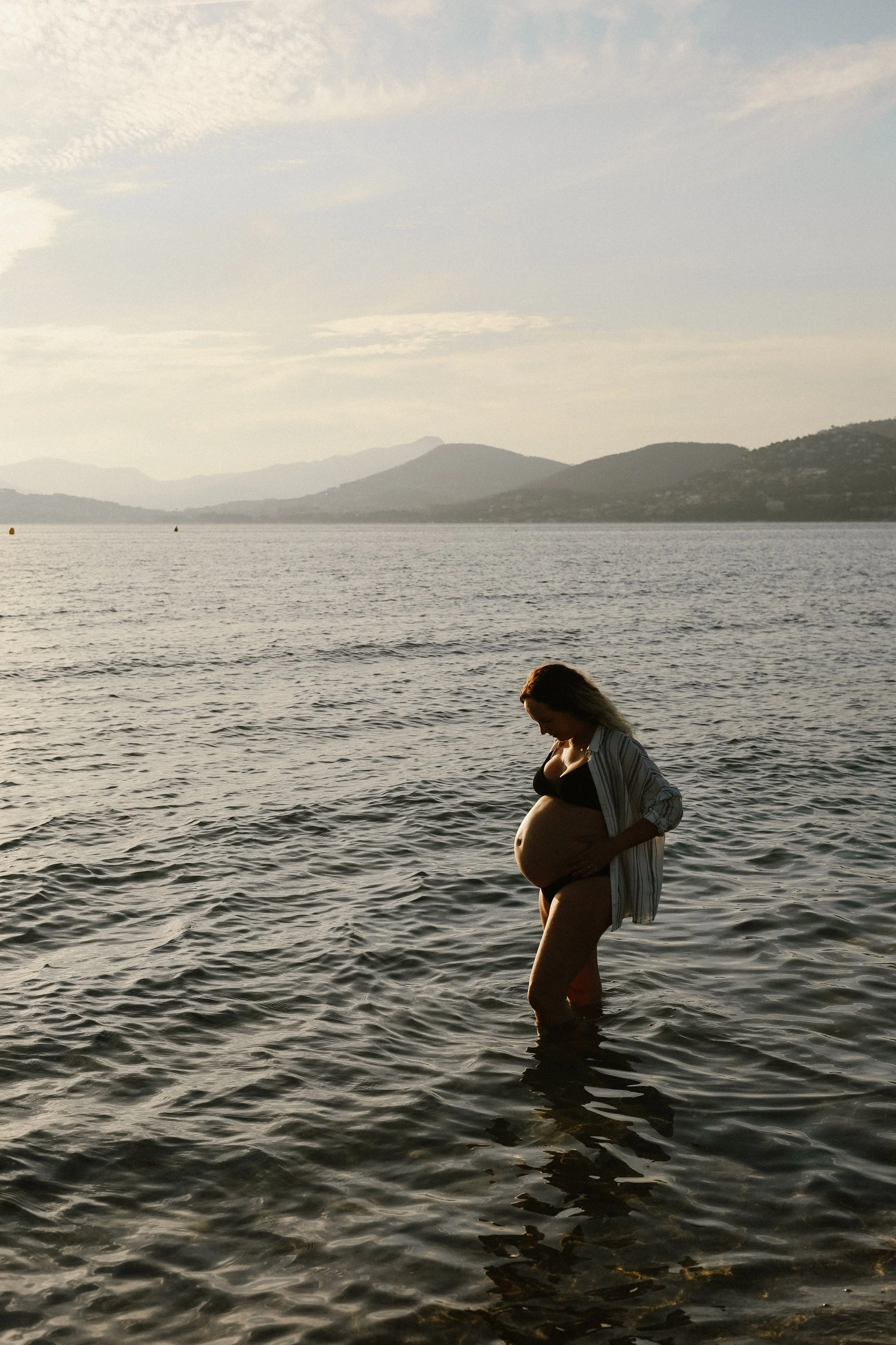 Maternité, femme enceinte Méditerranée