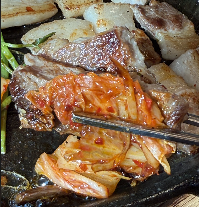 Hongdae vs Myeongdong vs Gangnam: Which Area is Best for Tourists in Seoul?