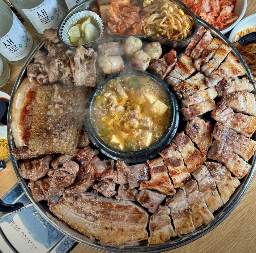 Pork All-You-Can-Eat Korean BBQ in Seoul: A Guide for First-Time Visitors