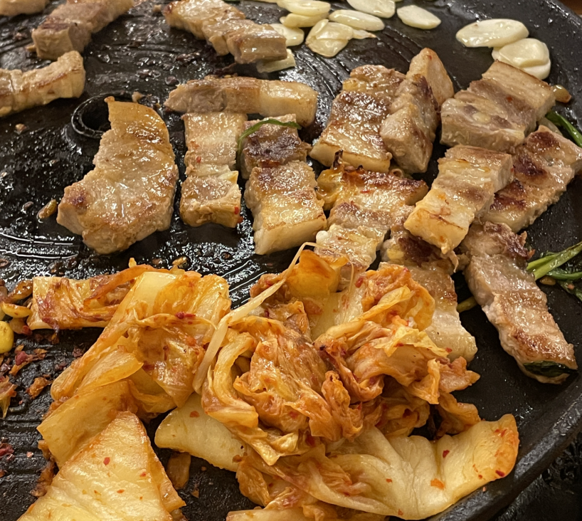 Korean BBQ Near Myeongdong Station: Pig Company Guide for Shoppers and Tourists