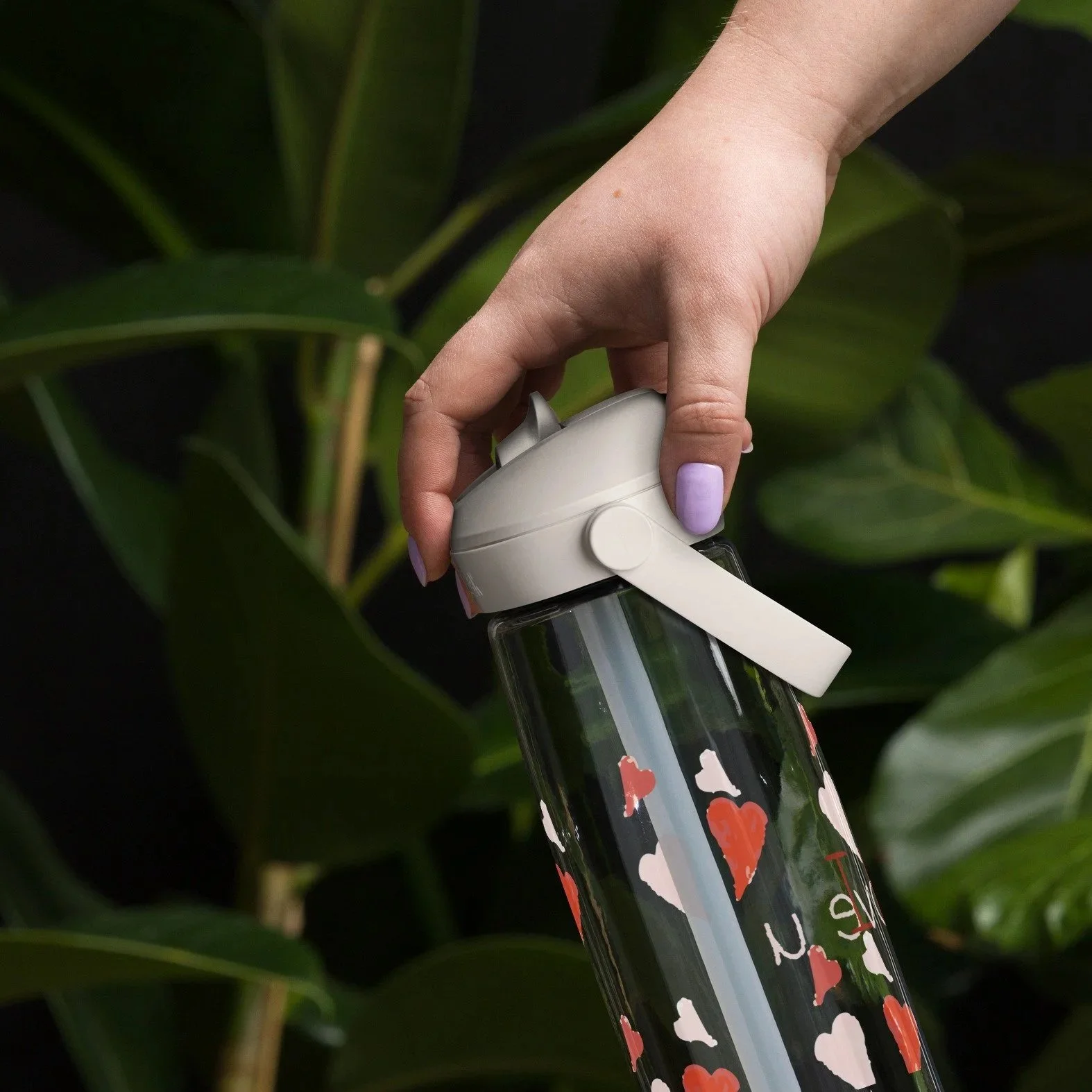 flip-straw-water-bottle-clear-front-6abfd86298e53.jpg