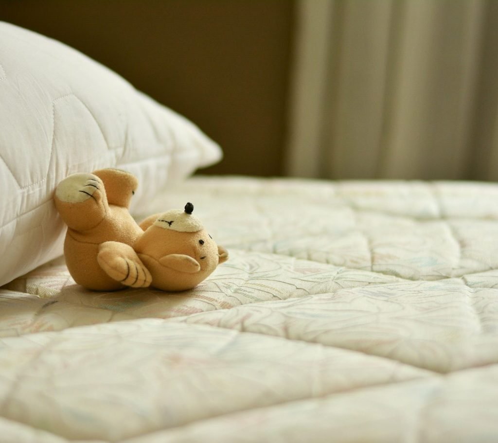 How to look after and clean pillows