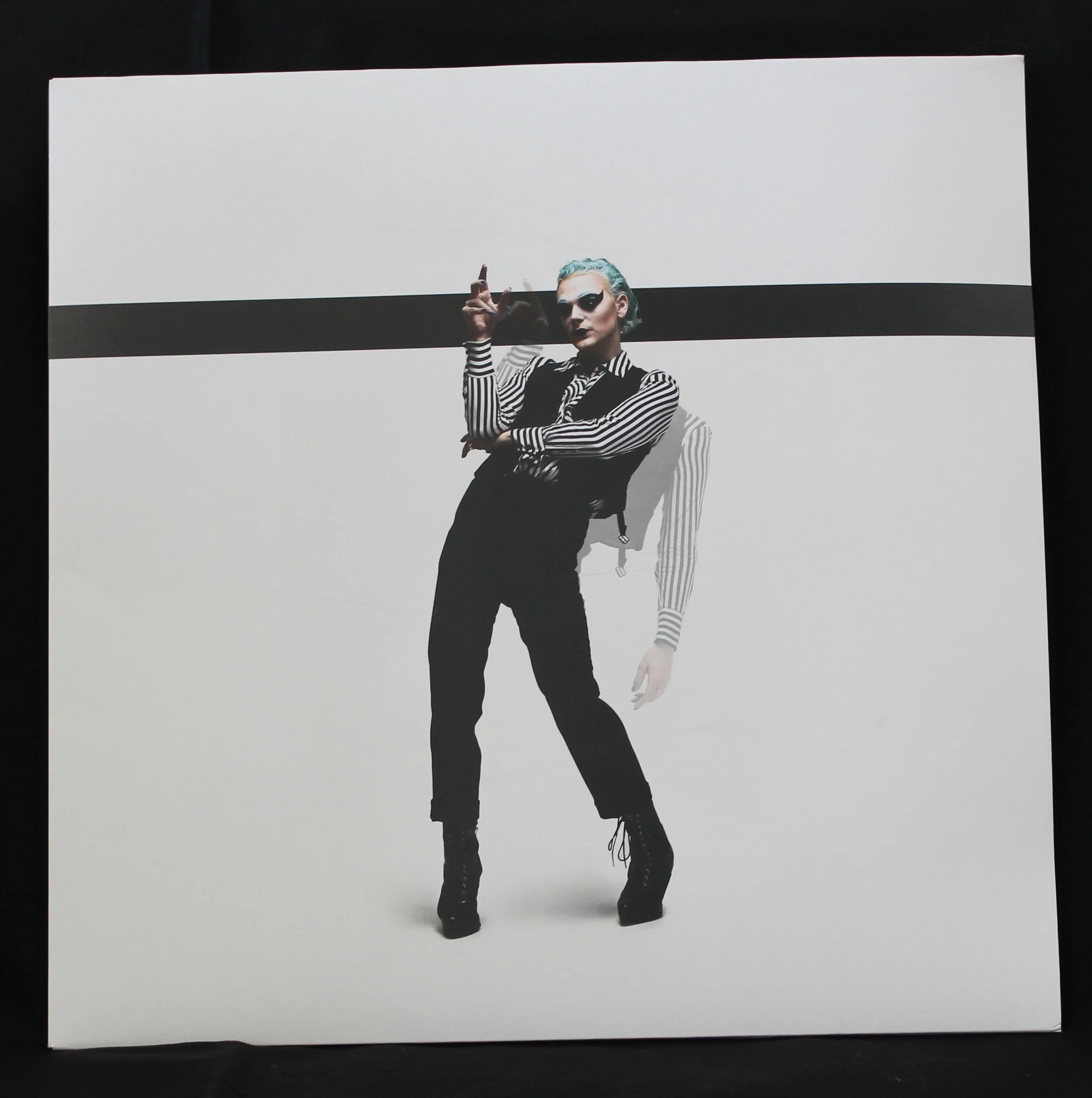 Marble vinyl closed.jpg