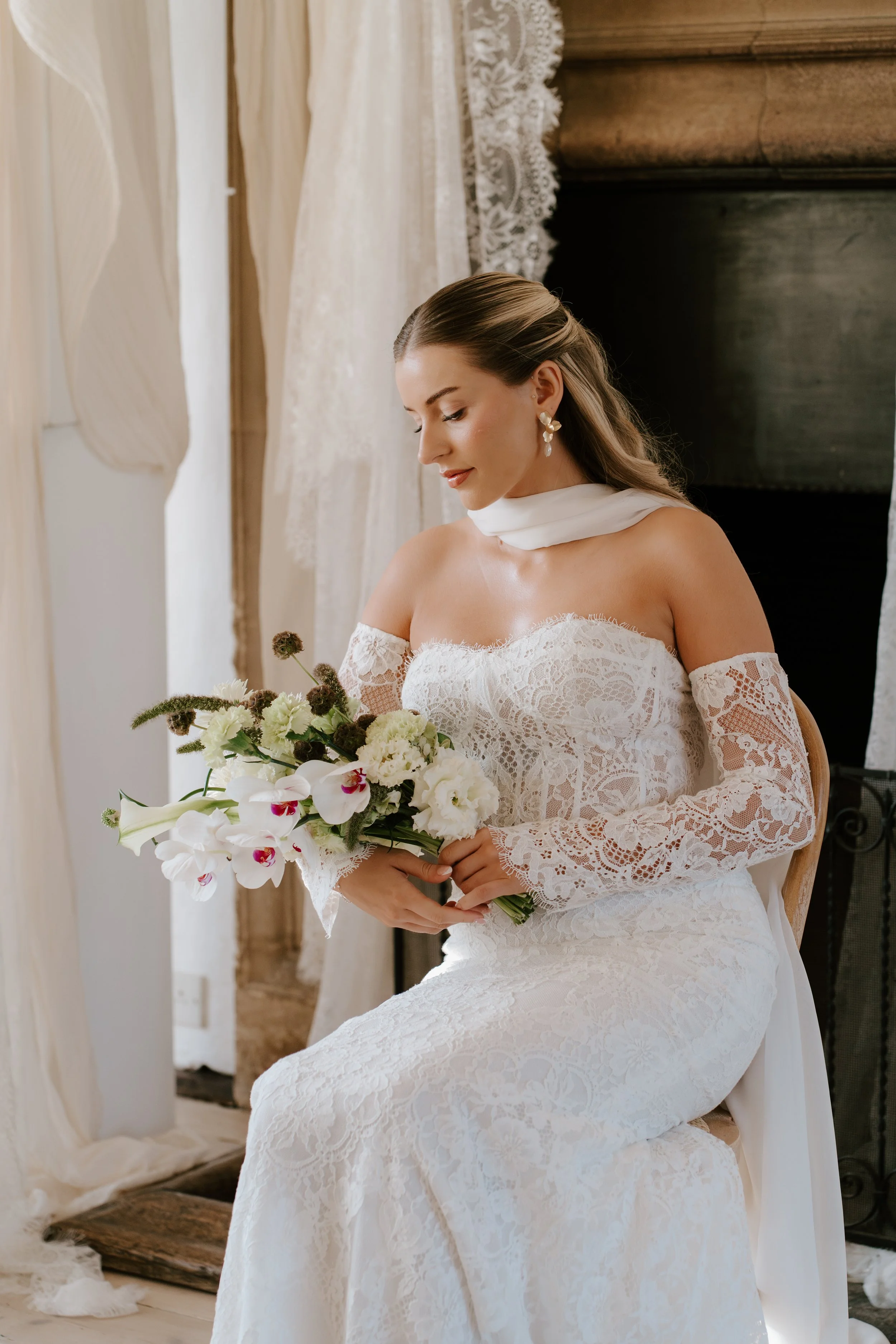 gemma-wythe-photography-suffolk-wedding-photographer-bridal-portrait.jpg