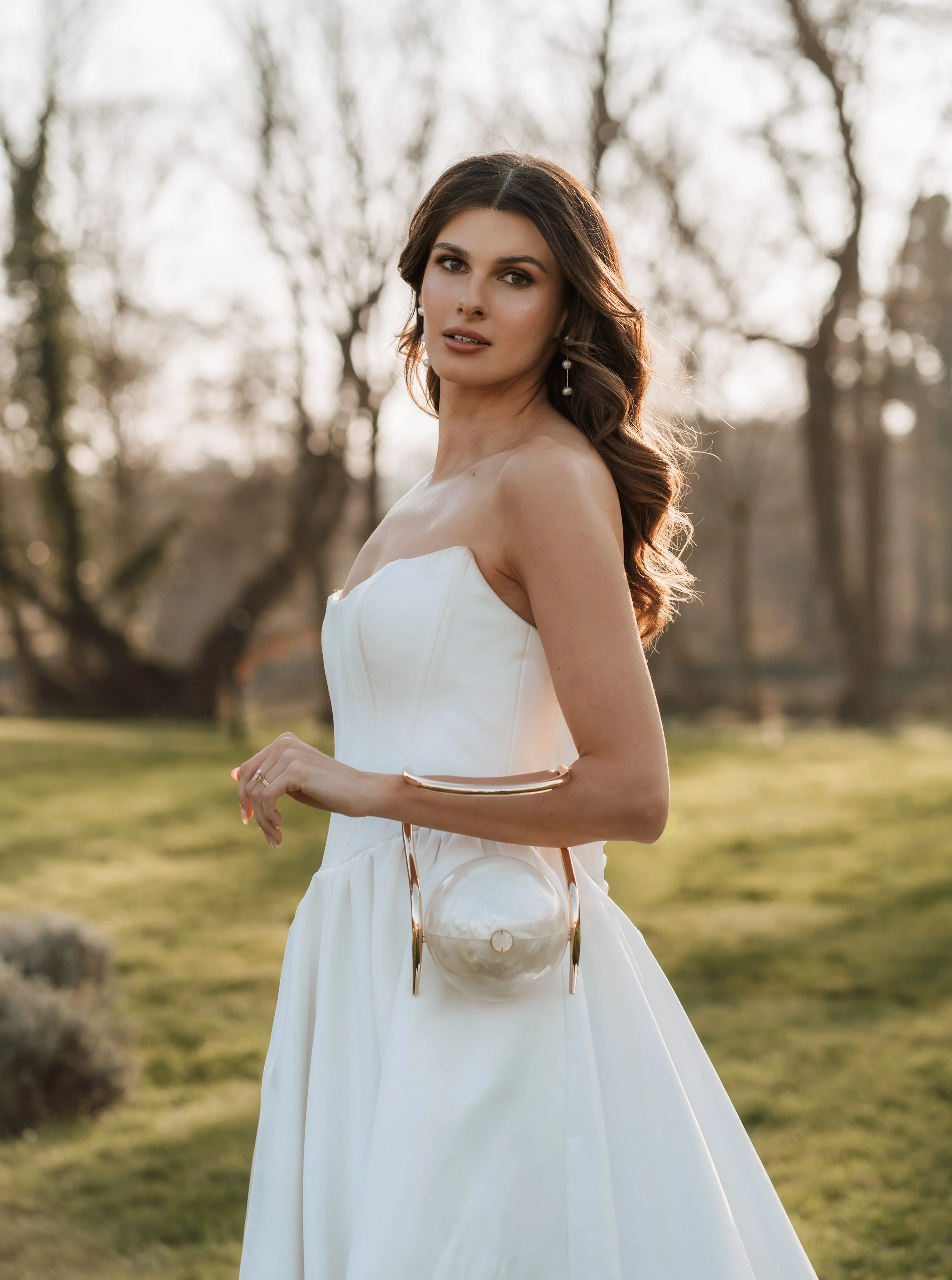 gemma-wythe-photography-outdoor-bridal-portraits.jpg