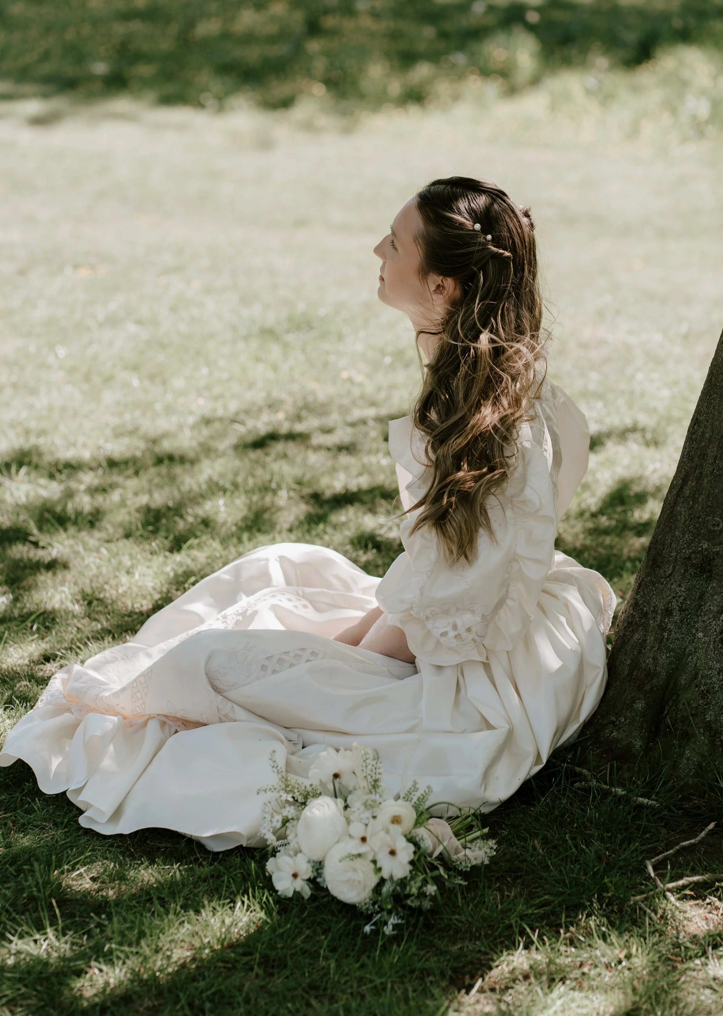 gemma-wythe-photography-suffolk-wedding-photographer-vintage-bridal-portrait.jpg