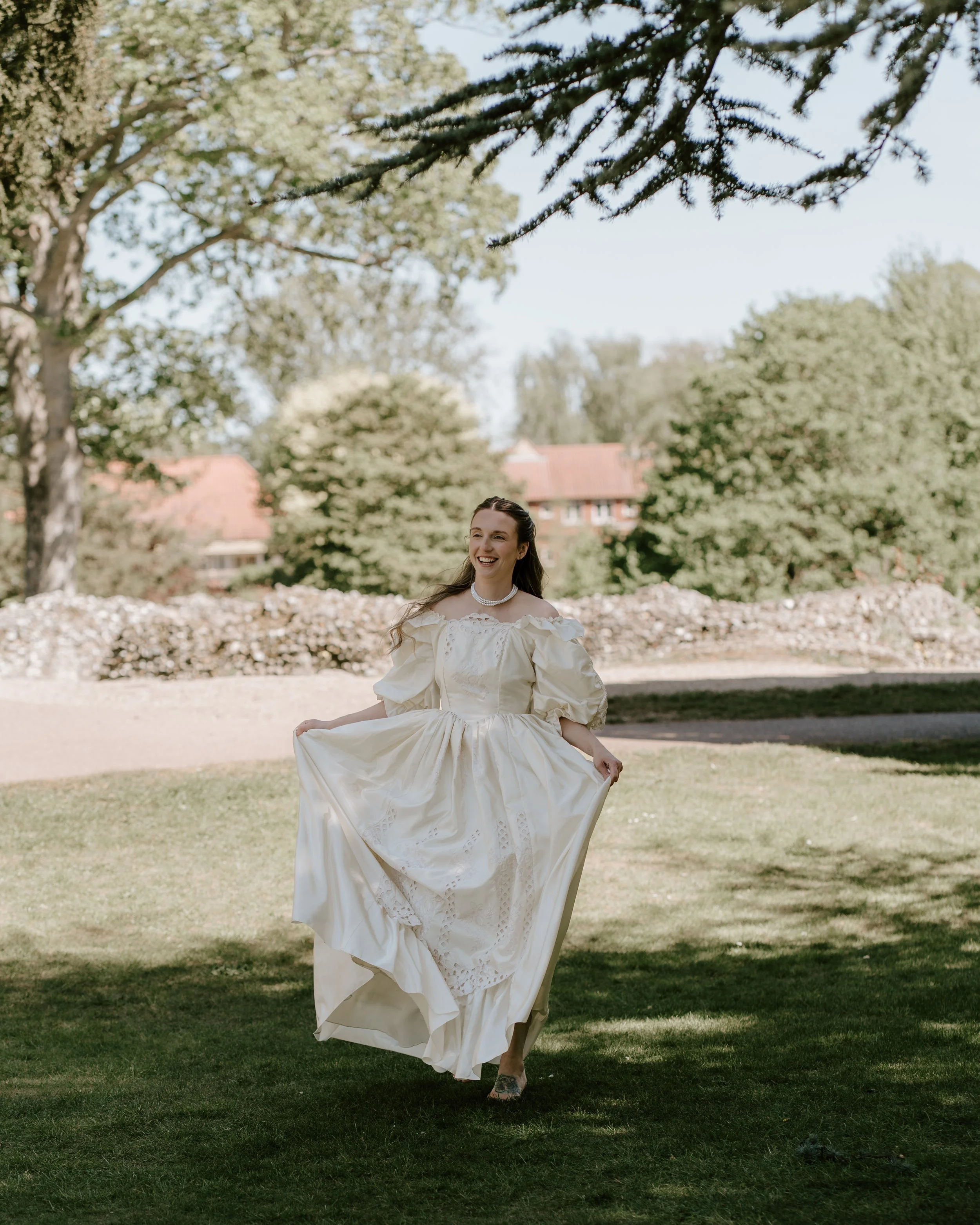gemma-wythe-photography-suffolk-wedding-photographer-editorial-bridal-portrait..jpg