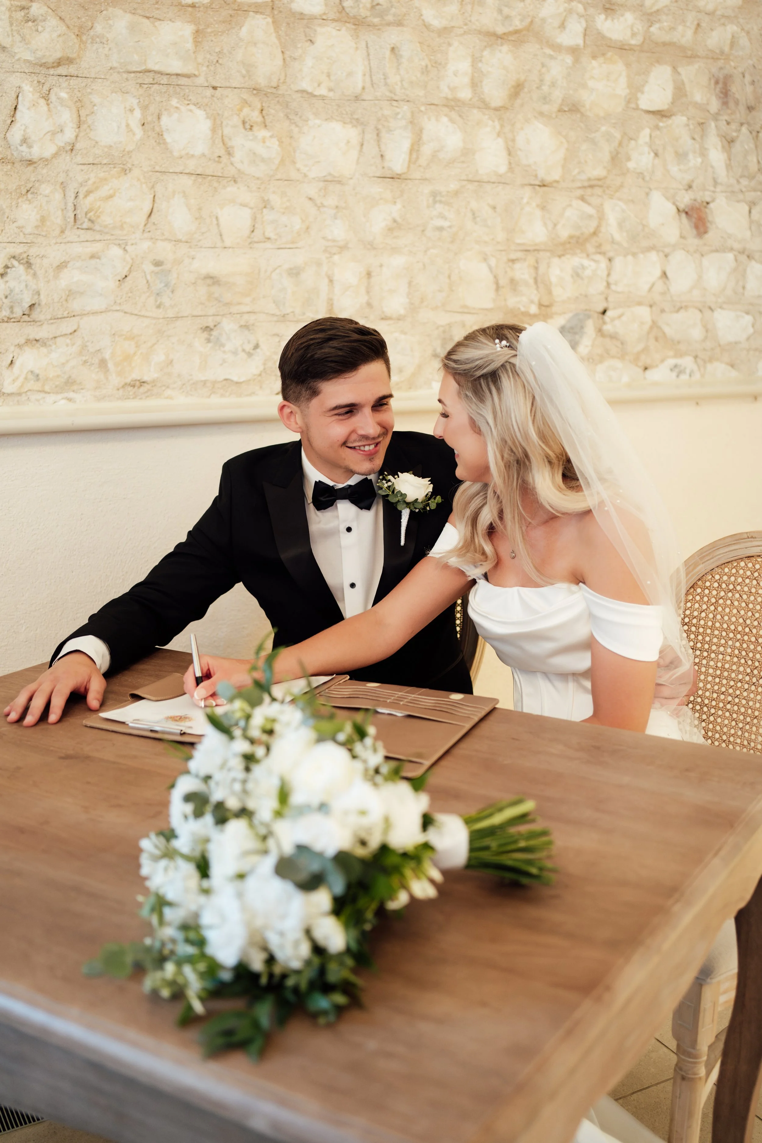 gemma-wythe-photography-bride-and-groom.jpg