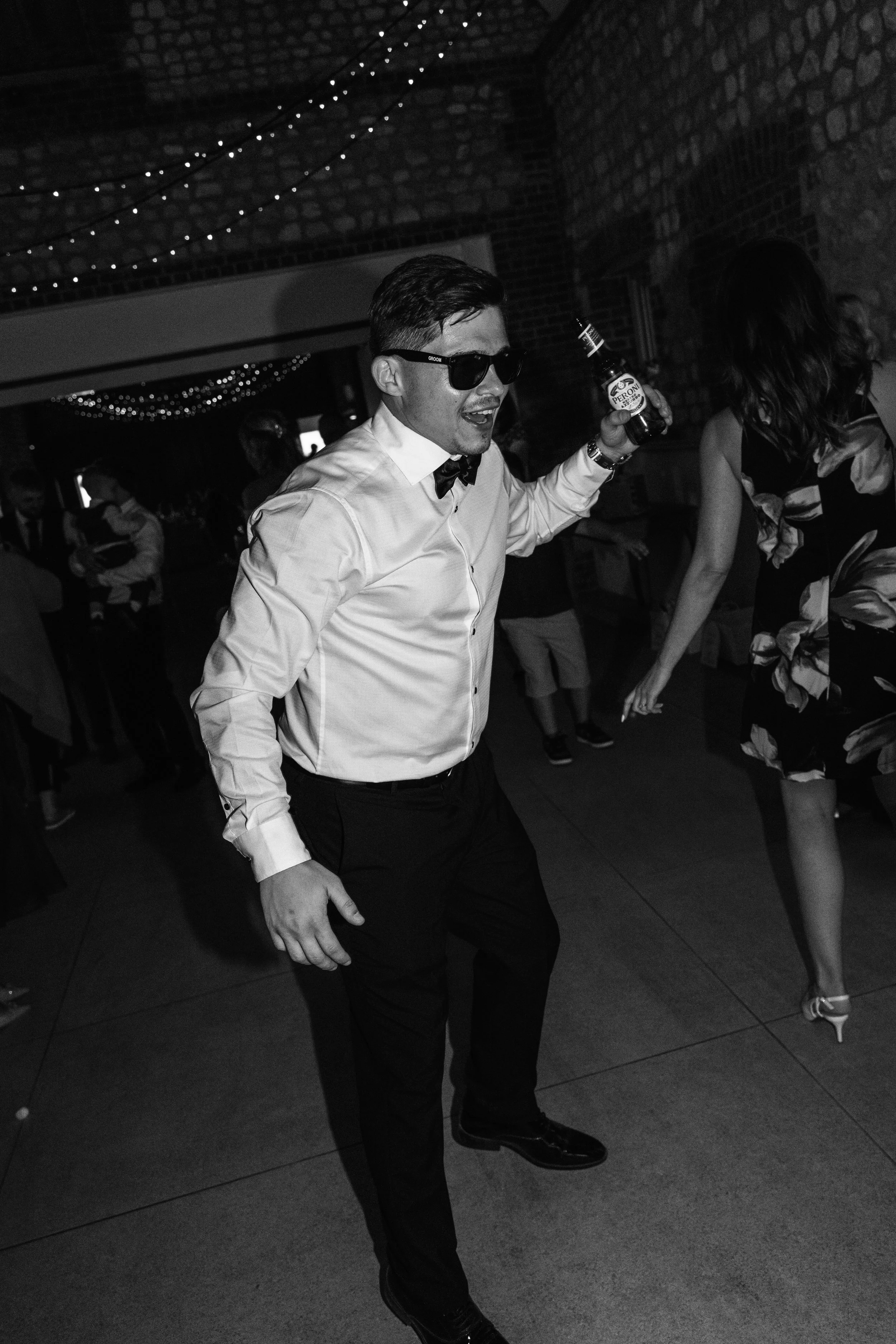 gemma-wythe-photography-wedding-black-and-white-dance-floor-images.jpg