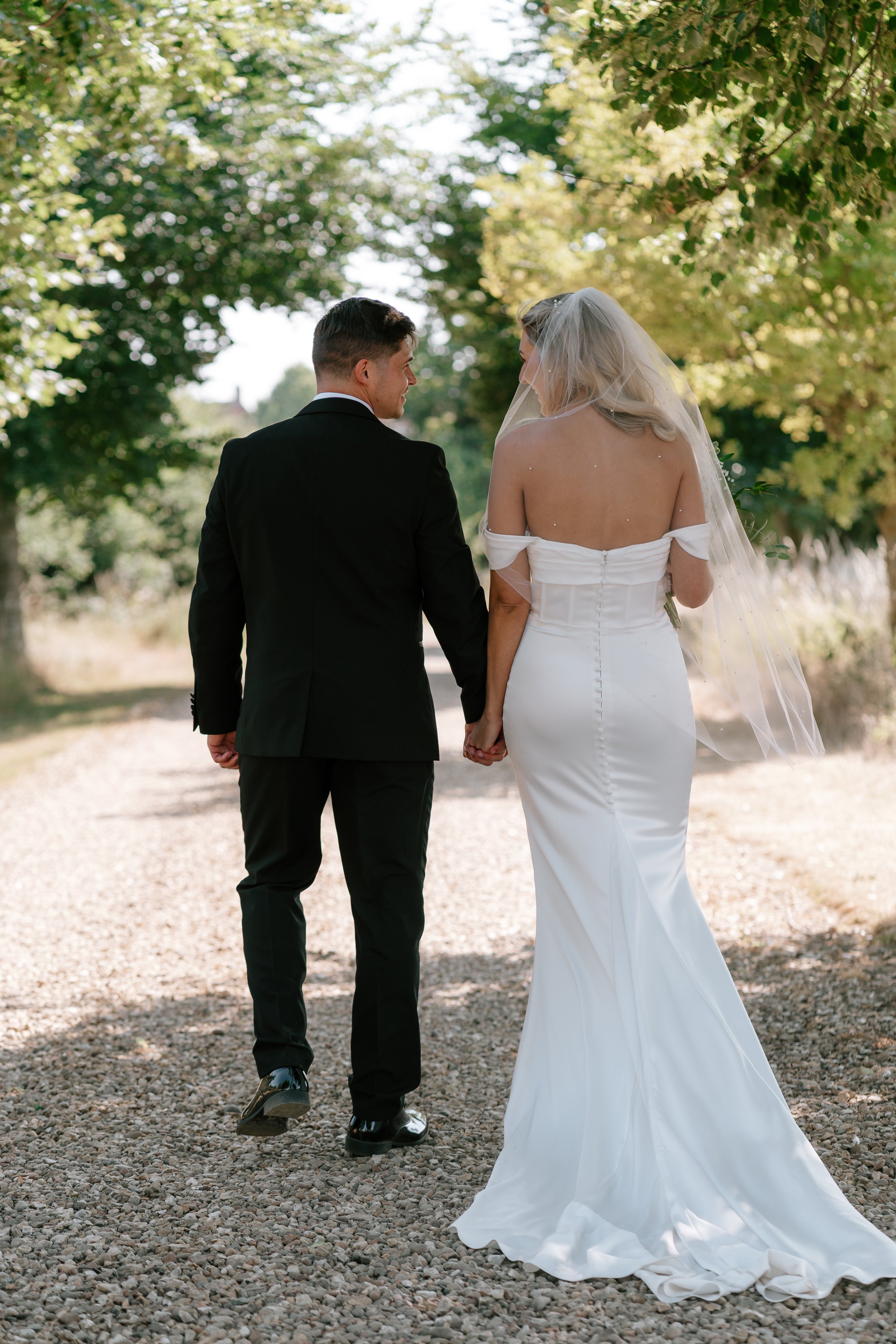 gemma-wythe-photography-wedding-couple-portraits.jpg