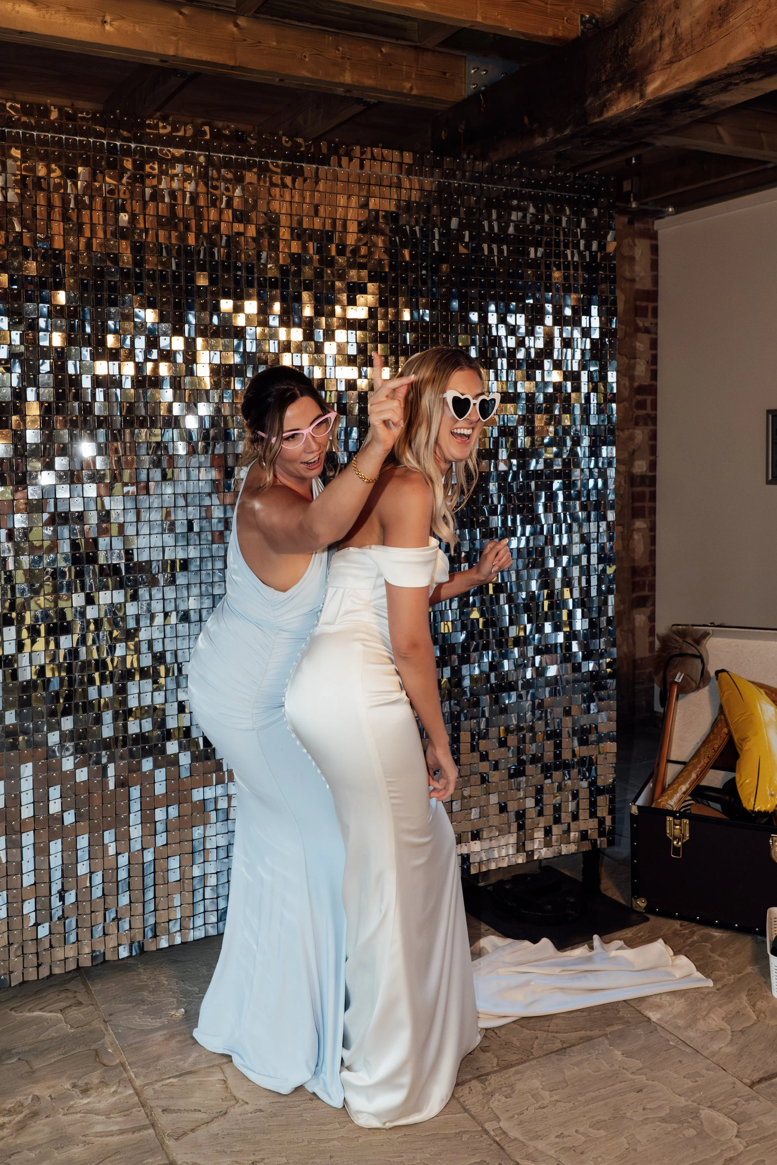gemma-wythe-photography-bride-evening-celebrations.jpg