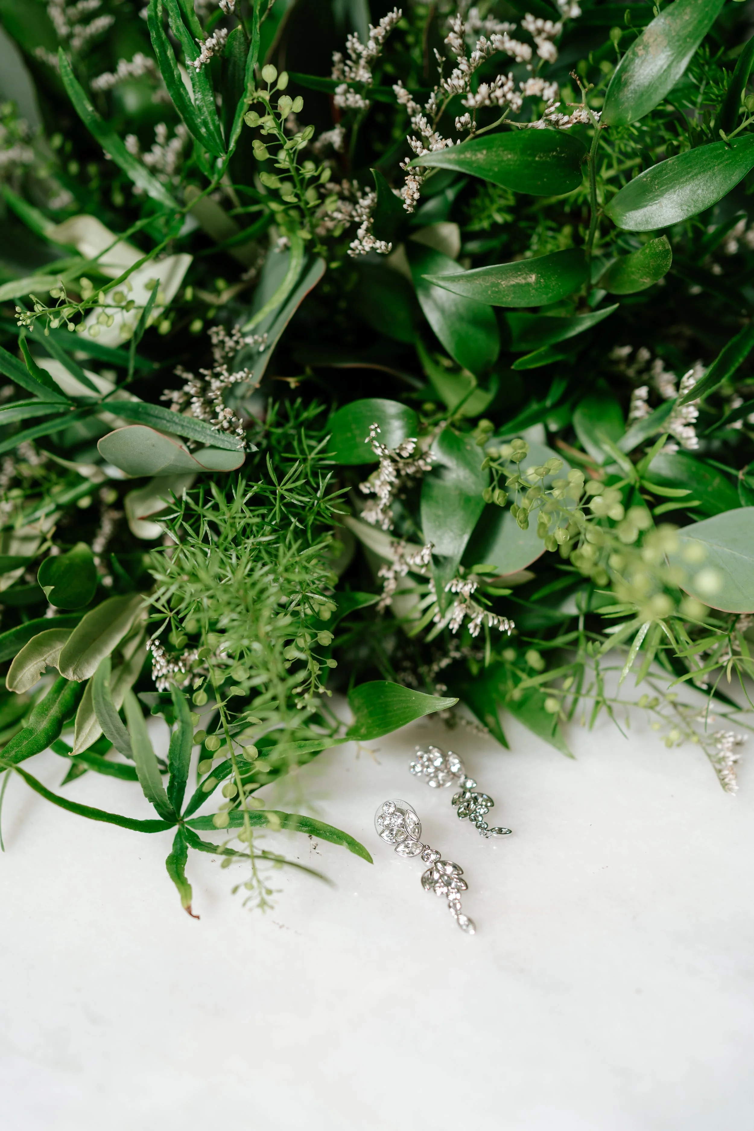 gemma-wythe-photography-bride-earing-details.jpg
