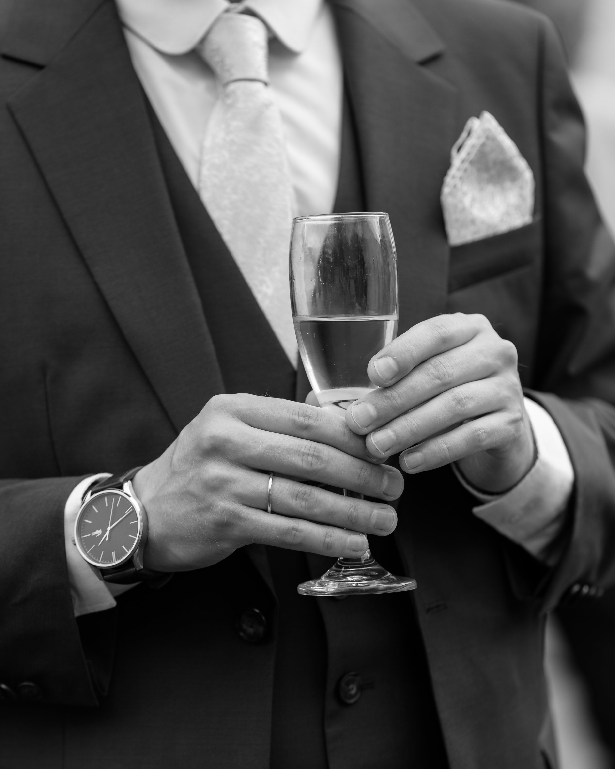 gemma-wythe-photography-groom-details.jpg