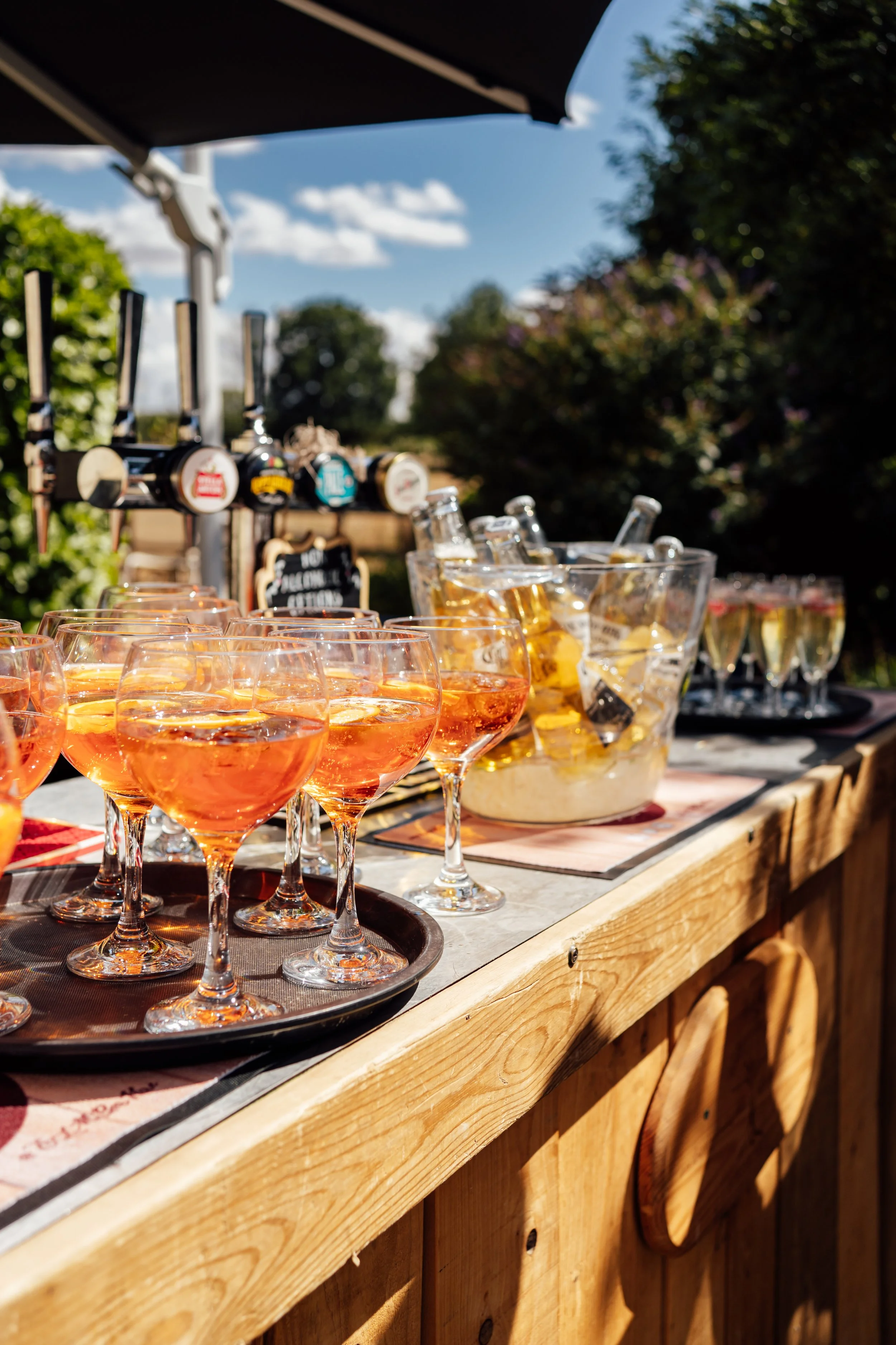 gemma-wythe-photography-elm-vintage-bar-hire.jpg