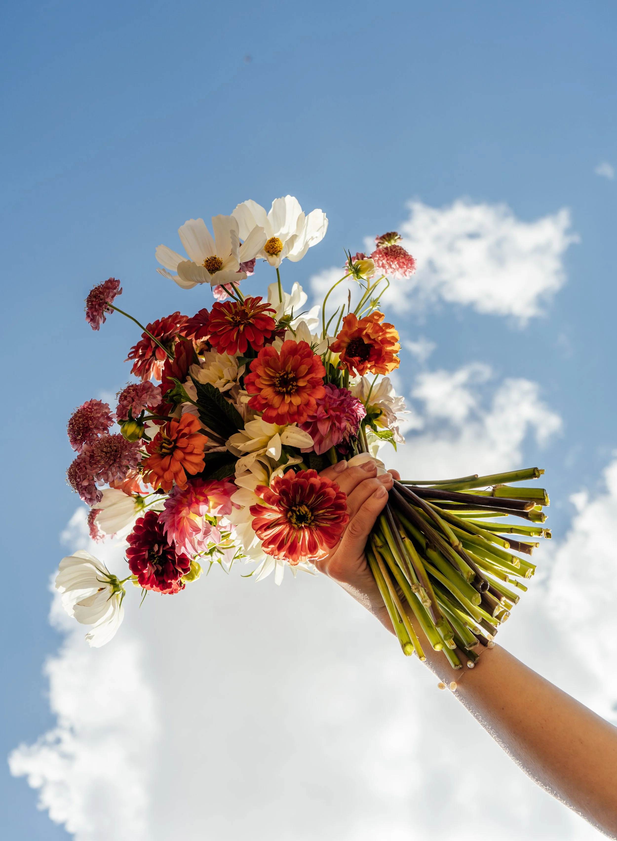 gemma-wythe-photography-bridal-boquet-in-the-sky.jpg