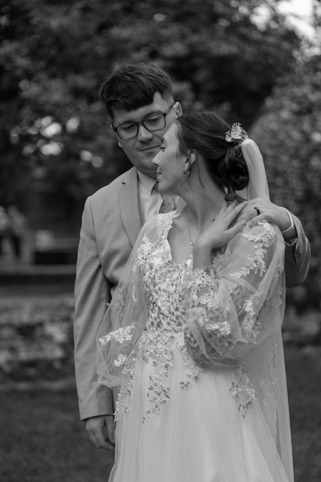 gemma-wythe-photography-abbey-gardens-wedding-pictures.jpg