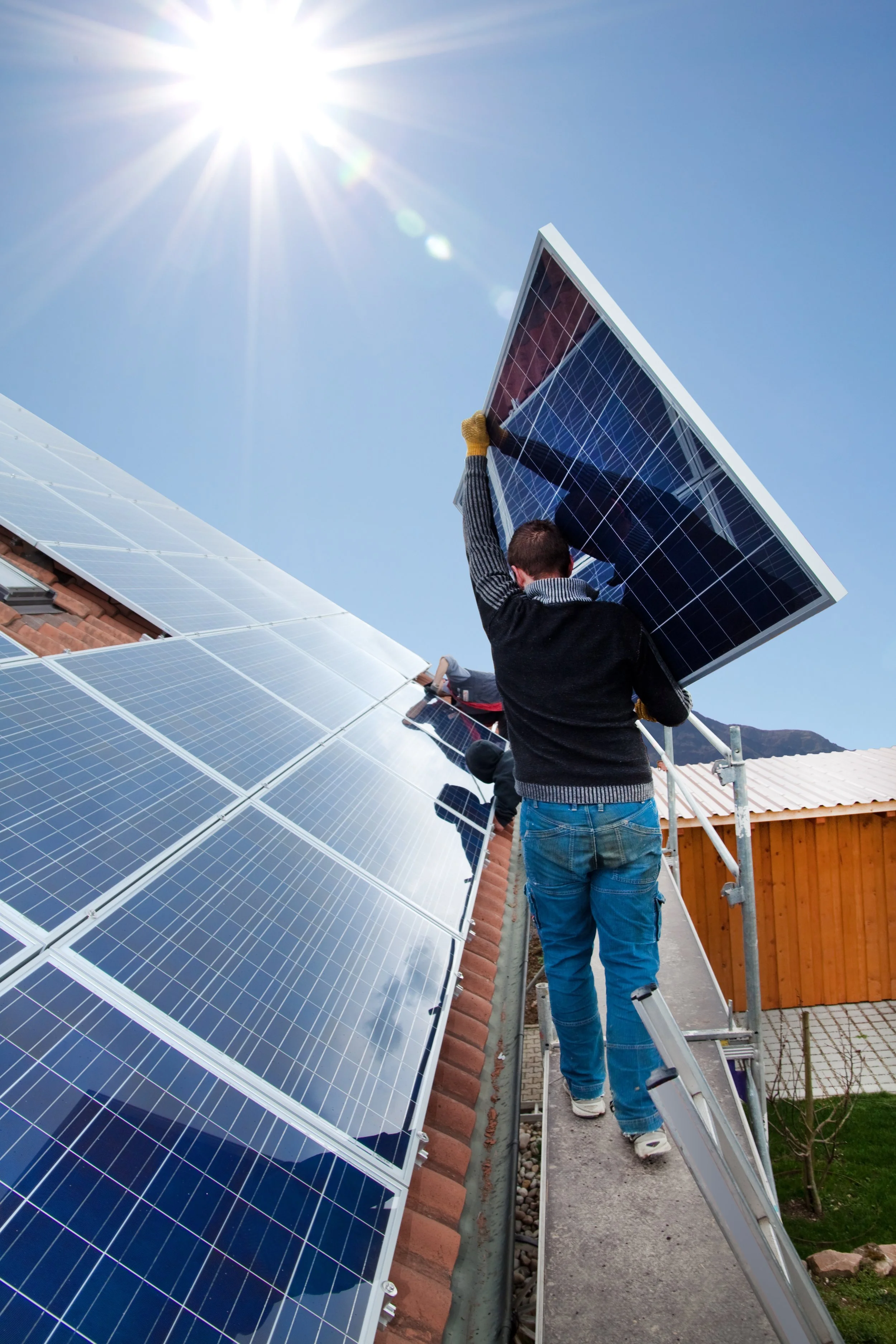 Bauen, Photovoltaik, Kontrolle und Sicherheit – Fachgerecht umgesetzt